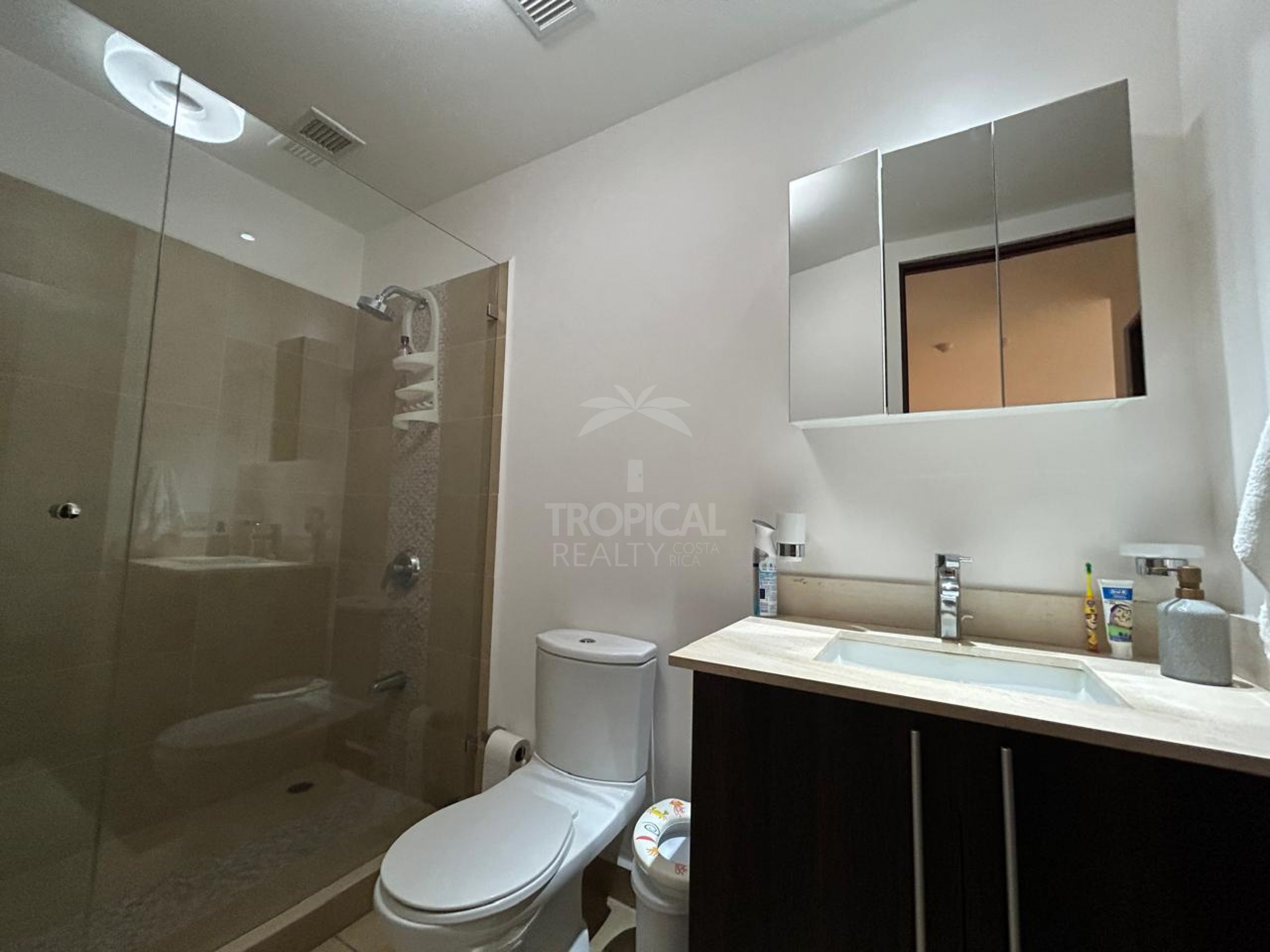 Furnished Apartment for Sale in Escazú – Income-Producing Investment