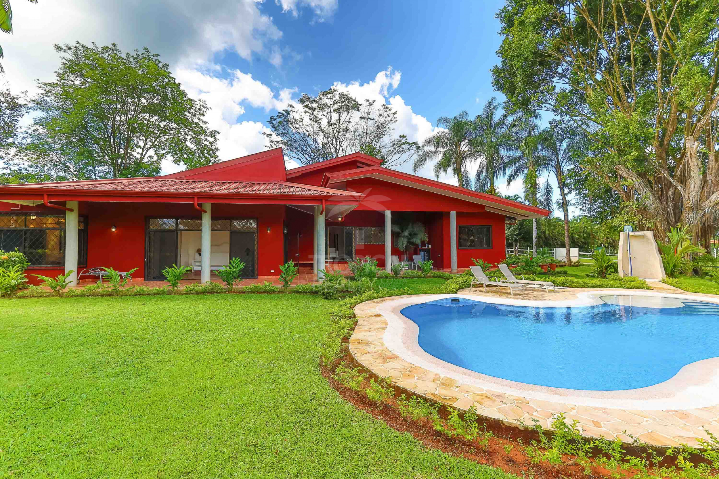 Luxury Nature Estate with Pool on 45 Acres in Naranjito – Near Manuel Antonio | $1,499,000