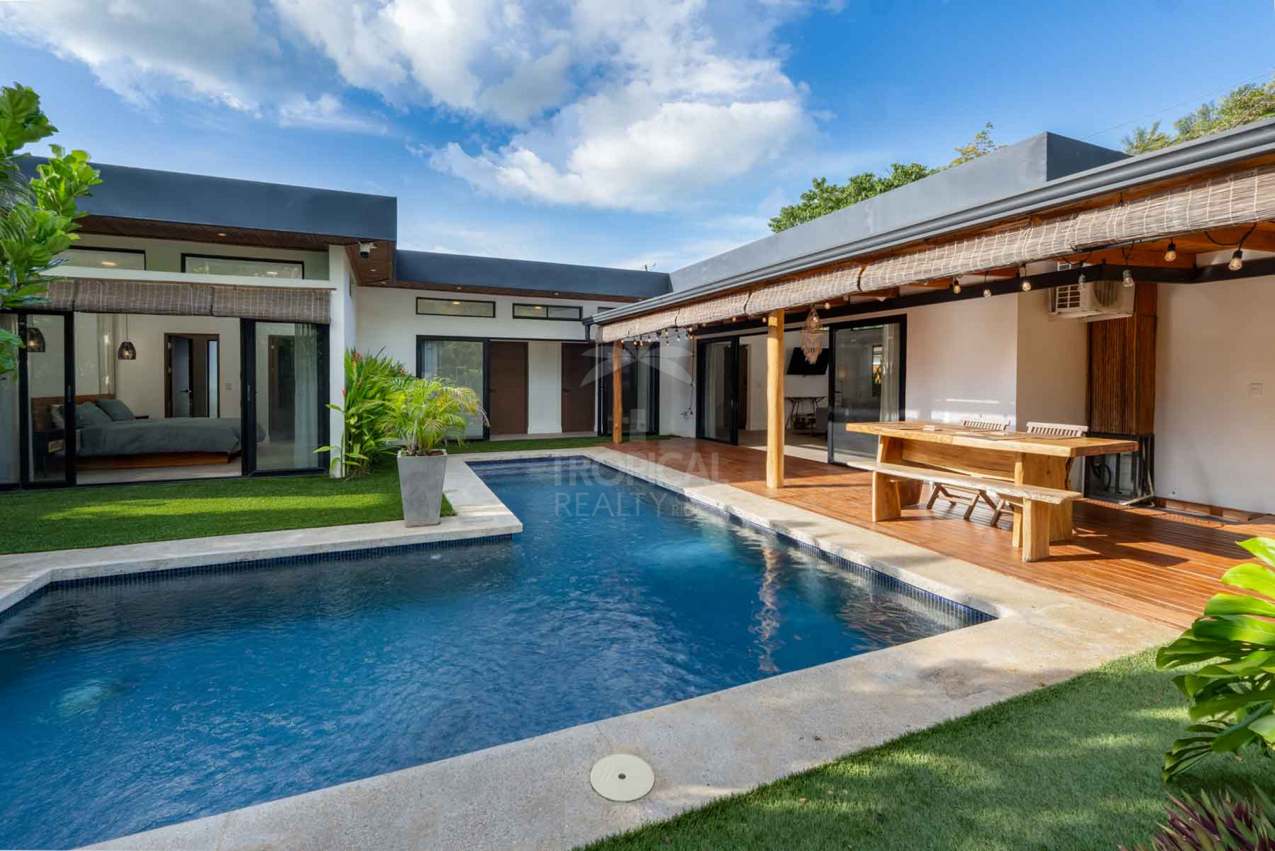 Modern Home for Sale in Tamarindo with Pool, Guest Casita SOLD