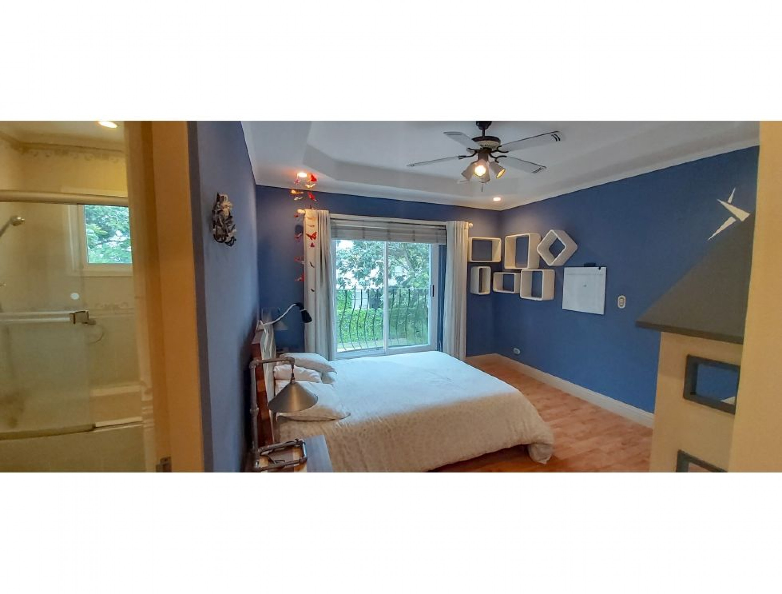 Charming Independent Residence available for Sale, Valle del Sol