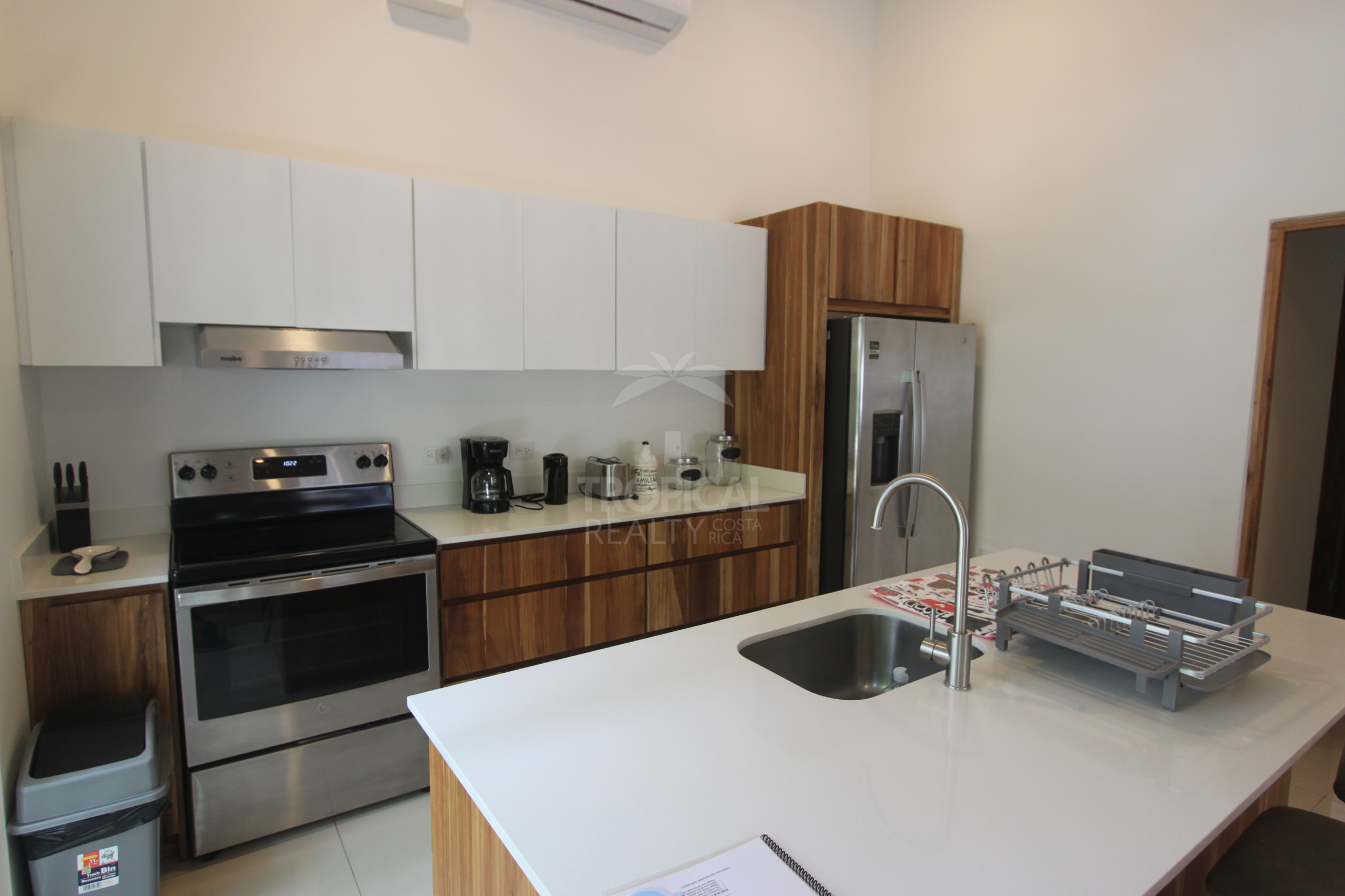 Furnished 3-Bedroom Apartment for Rent, Playa Potrero