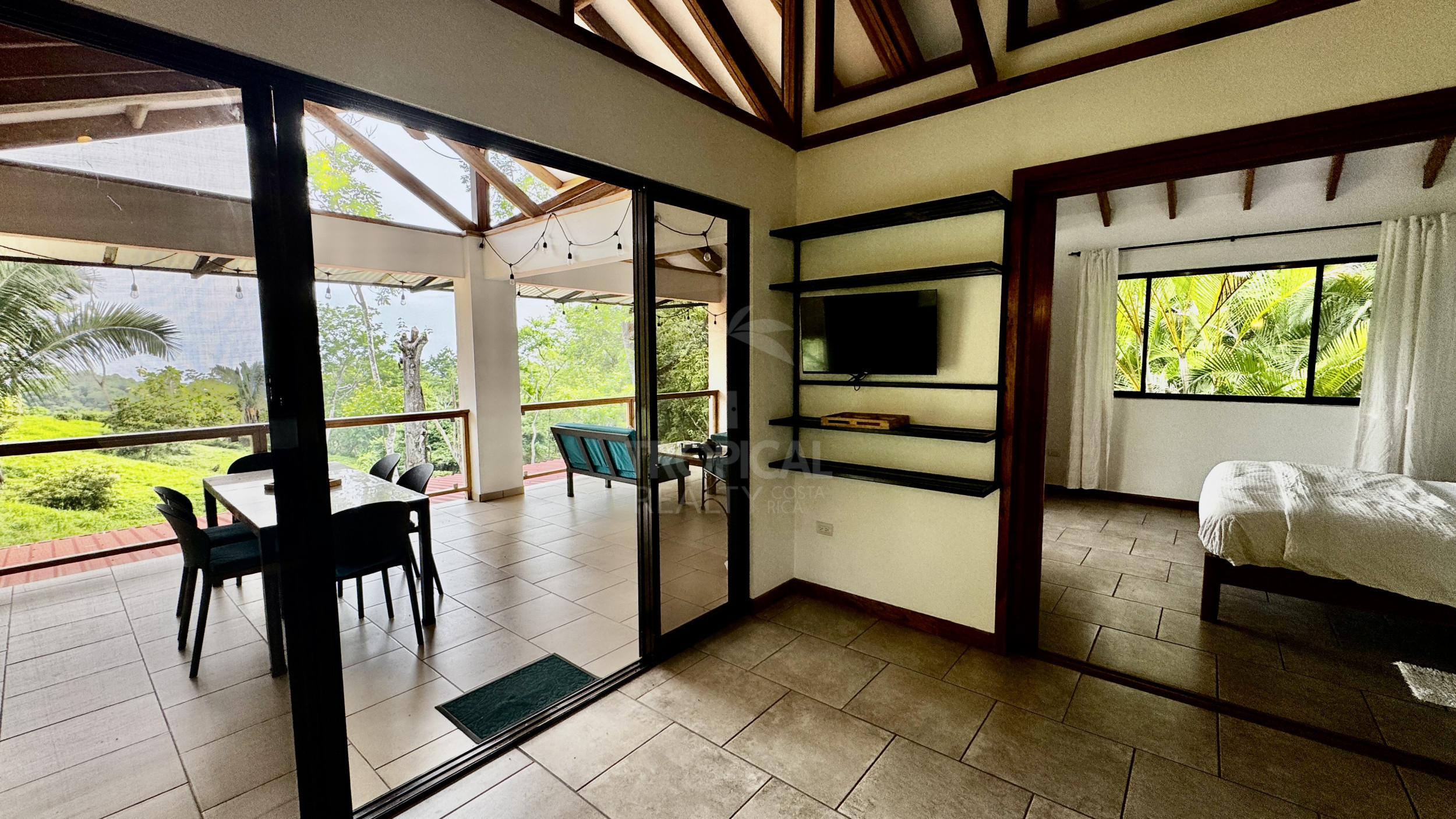 3-BR Independent Home with Ocean-View Pool Santa Teresa