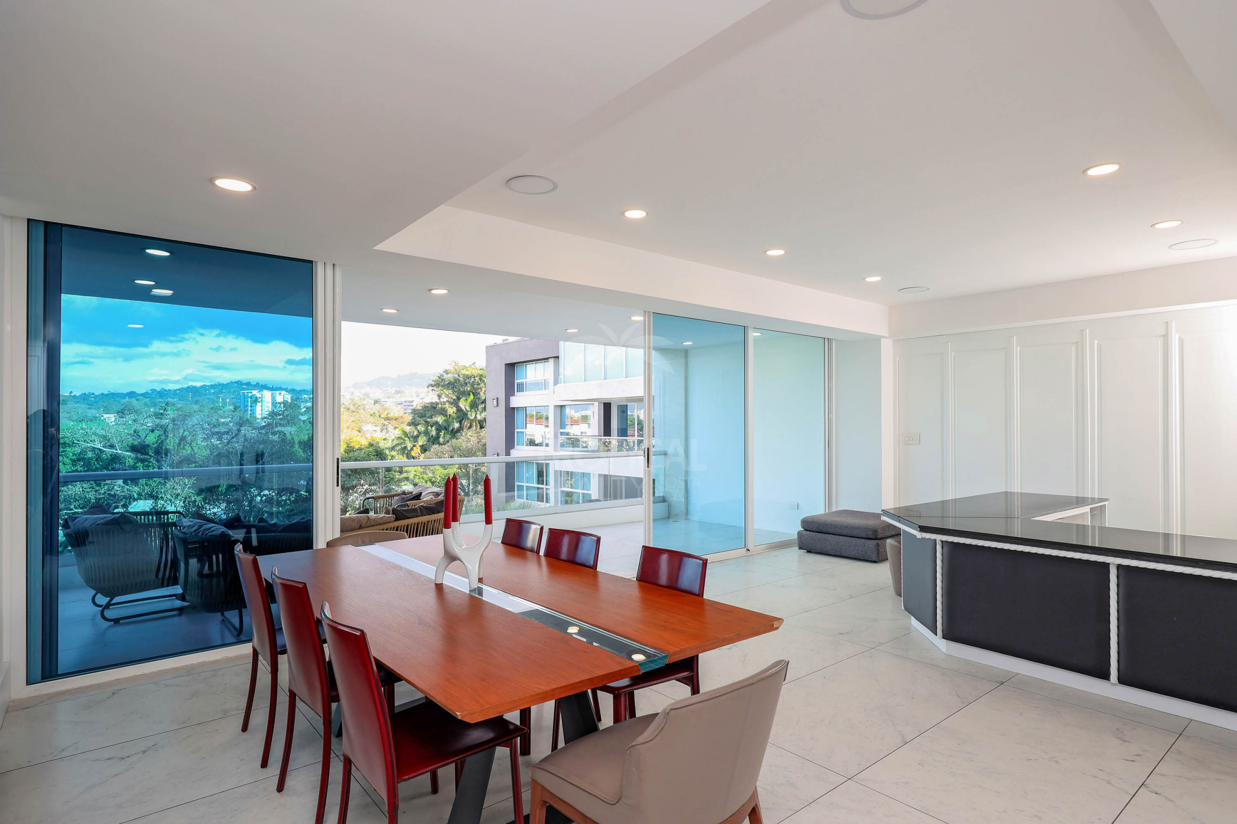 Luxury Penthouse for Sale in Escazú – Panoramic Terrace Near La Paco