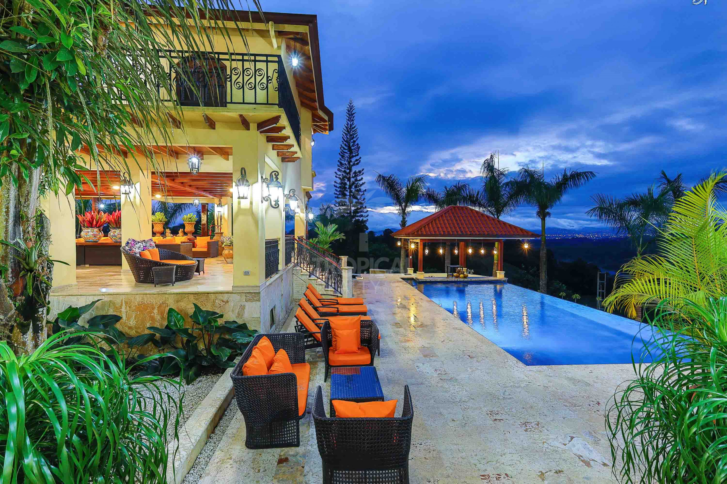 Grand Luxury Estate – Rancho Villa Verde