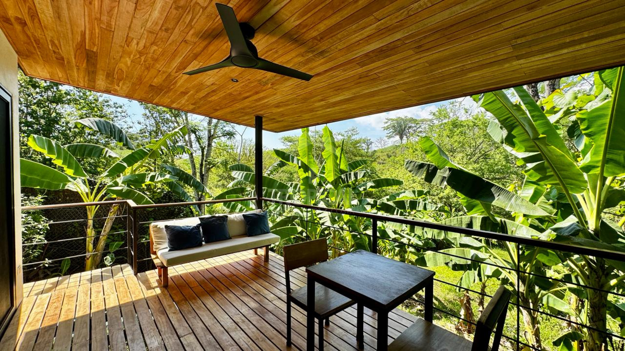 Charming One-Bedroom Home with Pool in Santiago – Just Minutes from Playa Hermosa