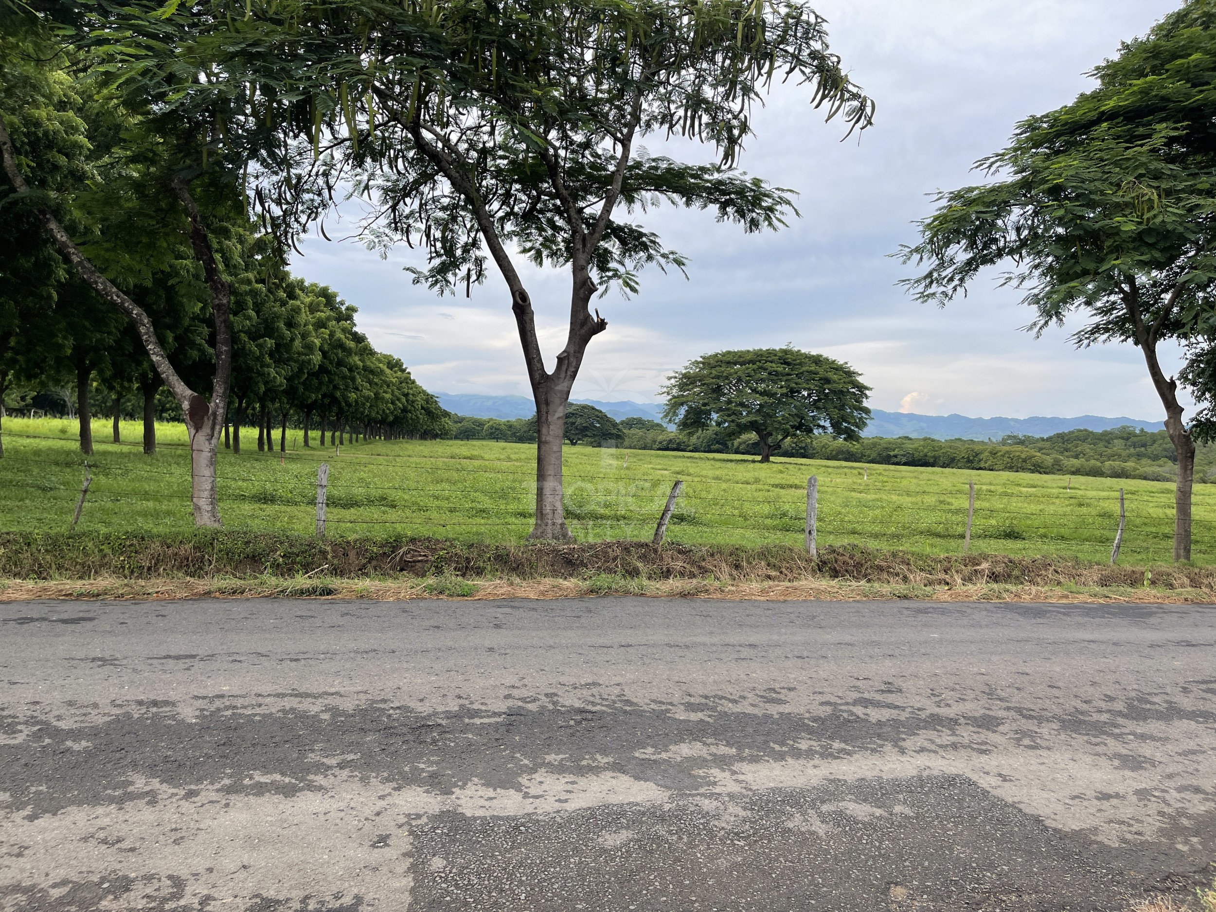 Strategic Investment in Guanacaste – Prime Lot Just 1 km from Playa Copal SOLD