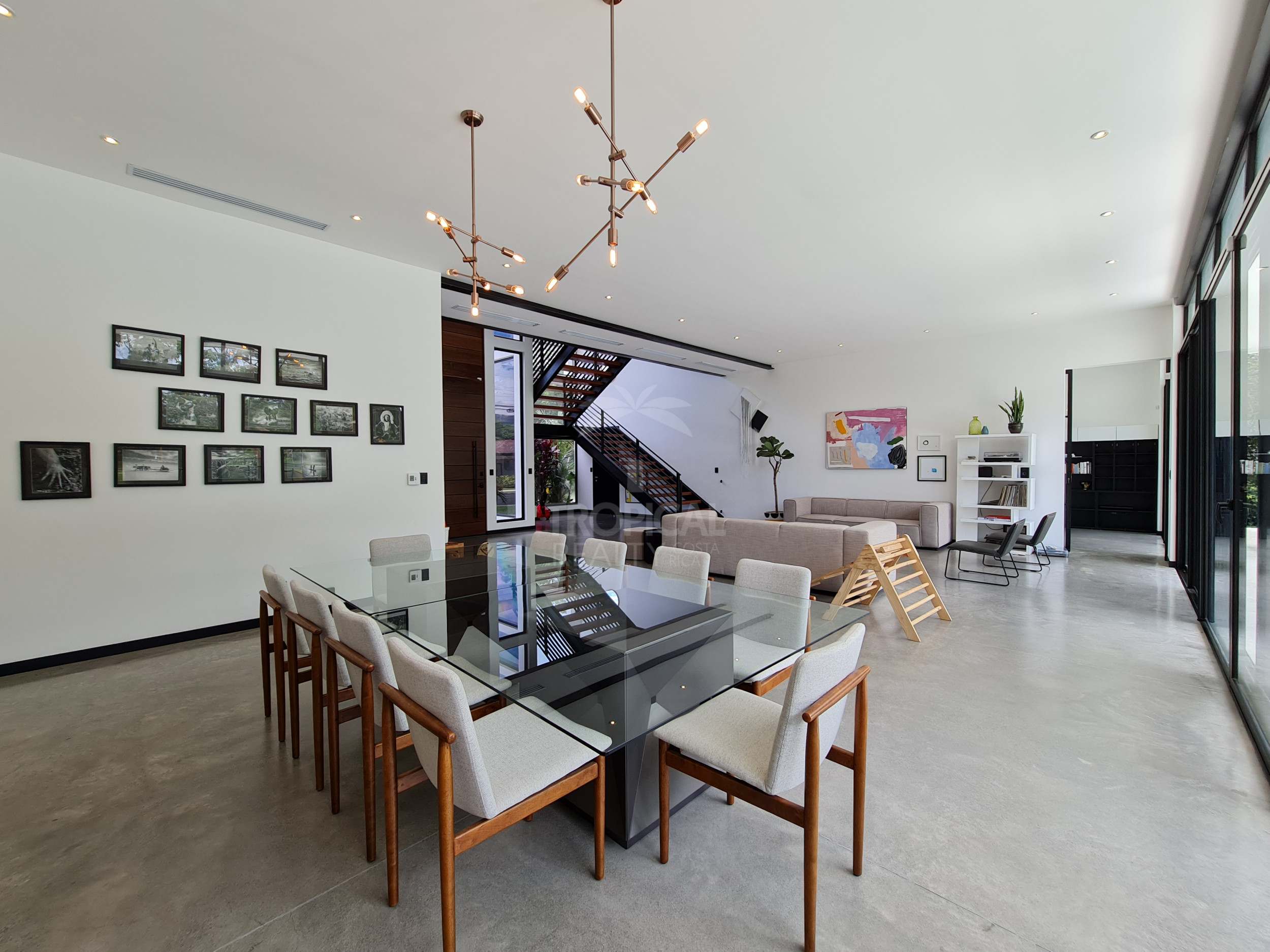 House for sale Valle Del Sol, Santa Ana
