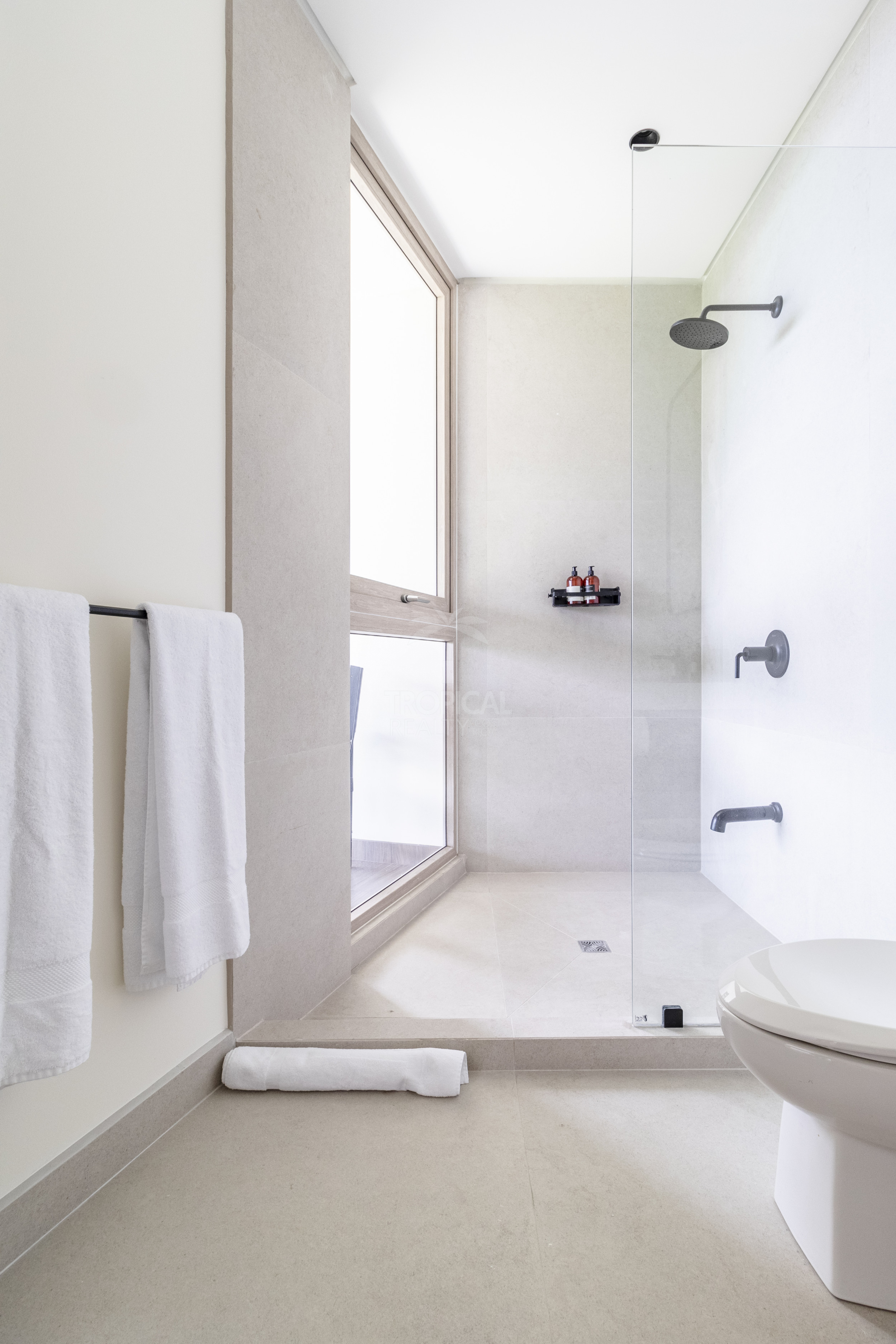 Luxury Ocean View Residence for Sale in Maramar, Santa Teresa