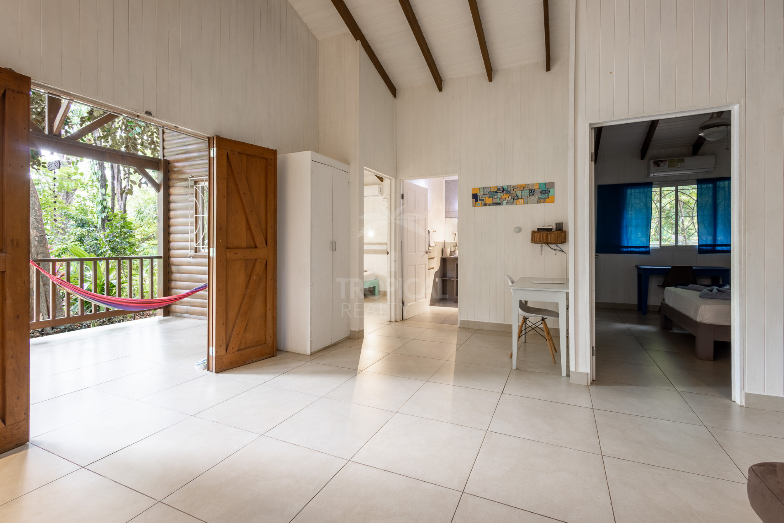 Cabañas en Venta en Montezuma | Inversión Turnkey cerca de Los Cedros