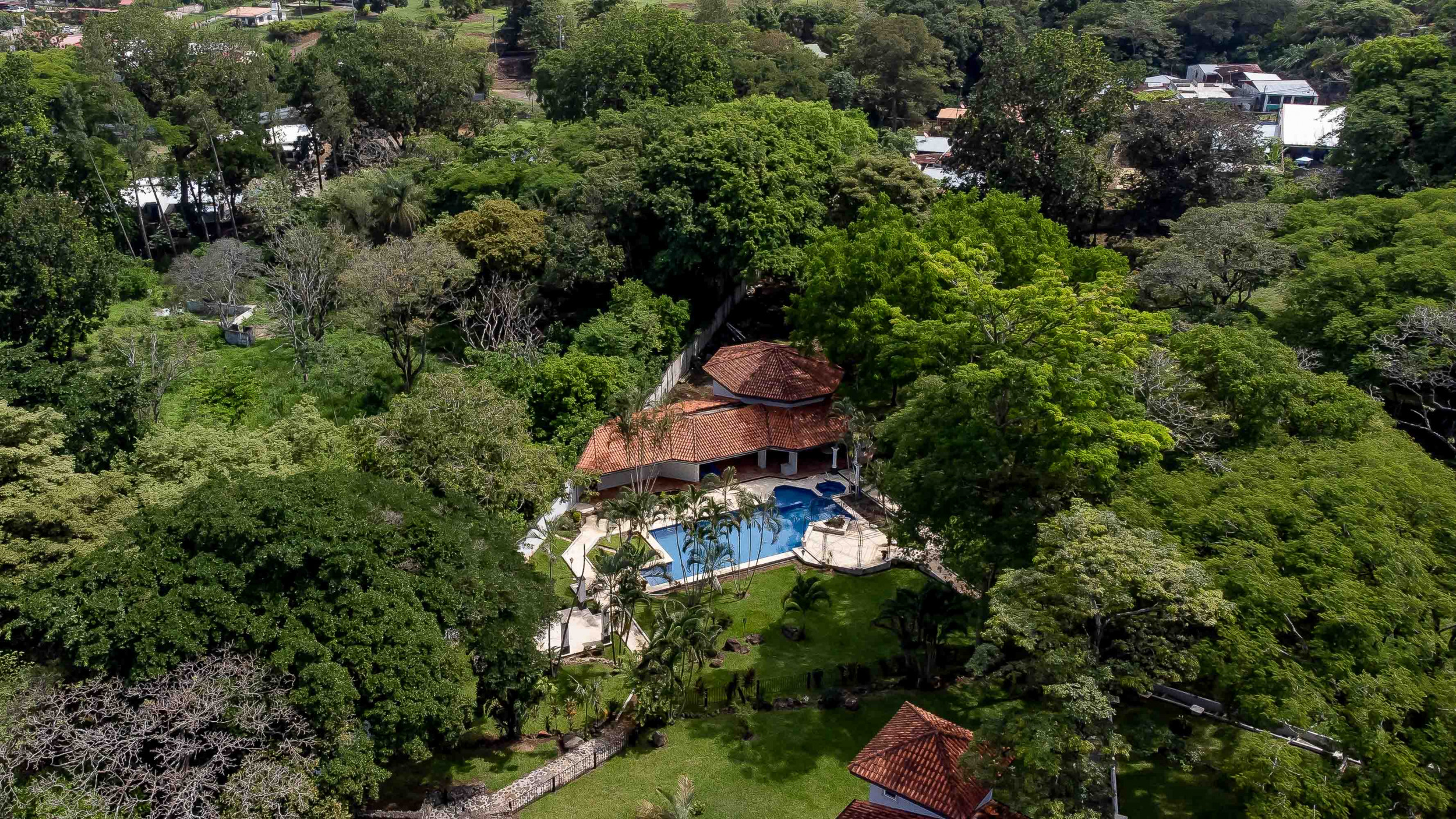 Resort-Style Luxury Villa in Turrucares, Alajuela: Your Dream Home Awaits!