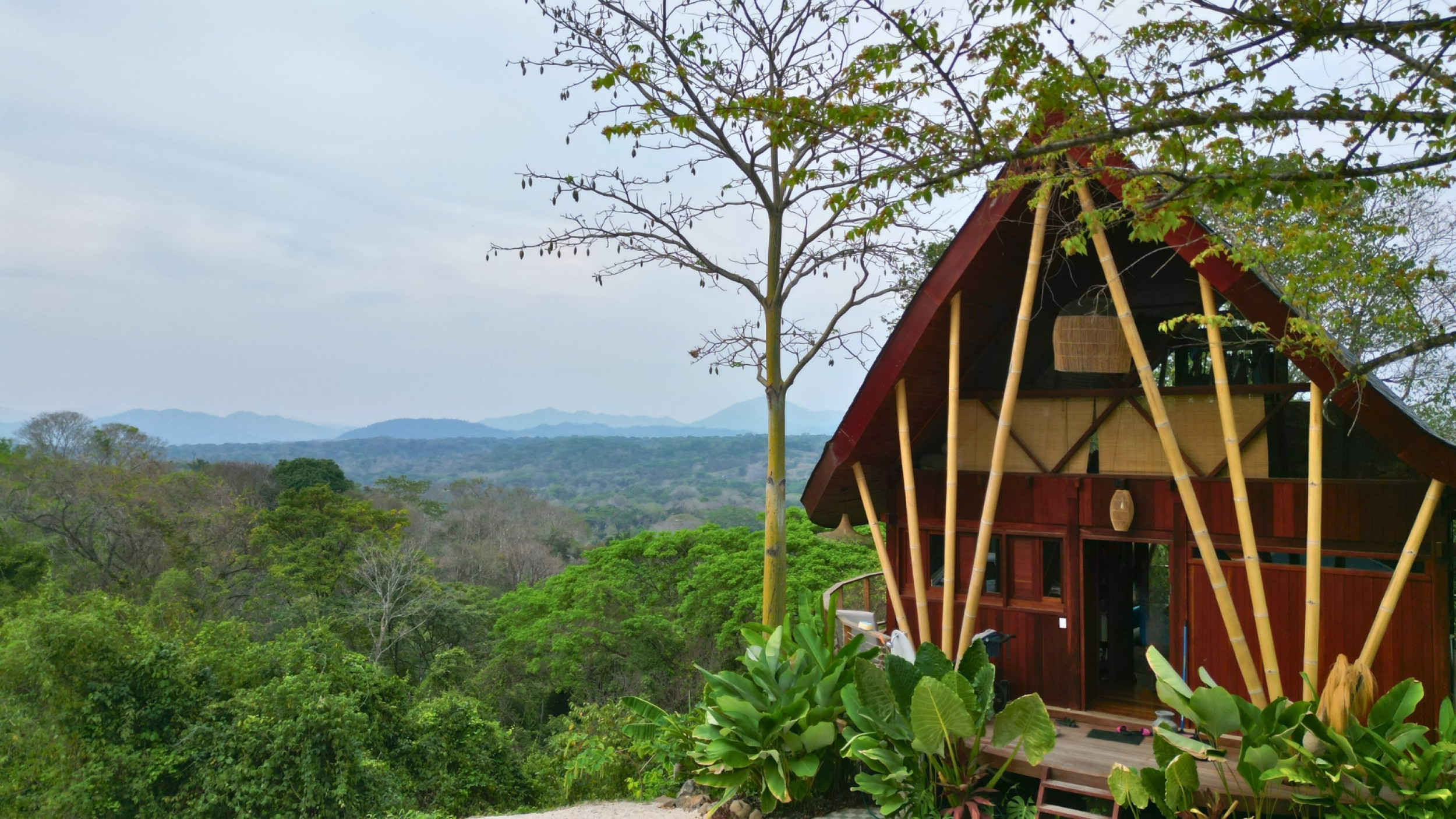 Turnkey Mountain View Home for Sale in Playa Hermosa, Santa Teresa – Prime Location Near the Beach