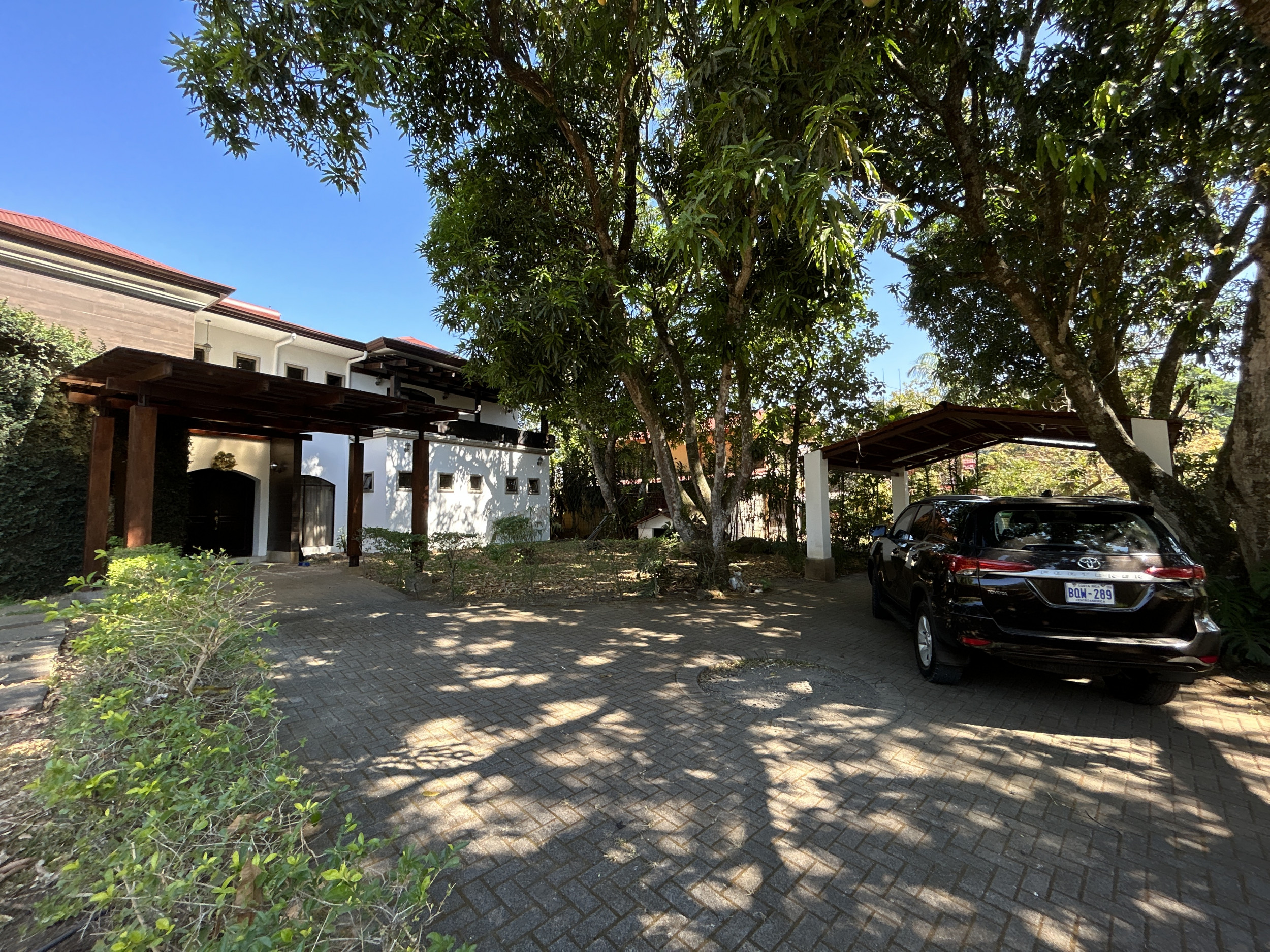 Experience Paradise: Your Dream Home Awaits in a Serene Oasis Garita Alajuela