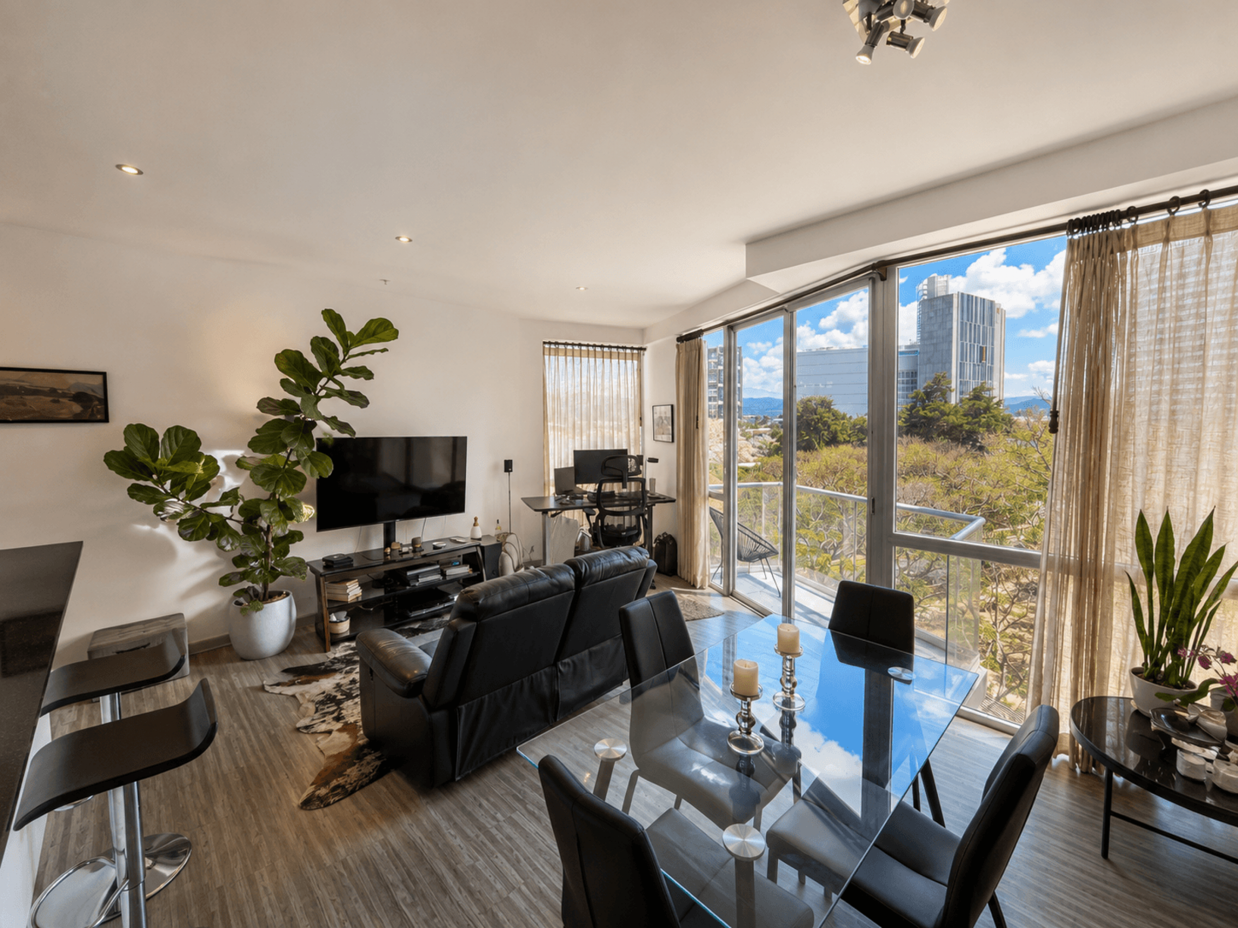 Modern Apartment for Sale or Rent in Nunciatura – Prime Urban Location in San José