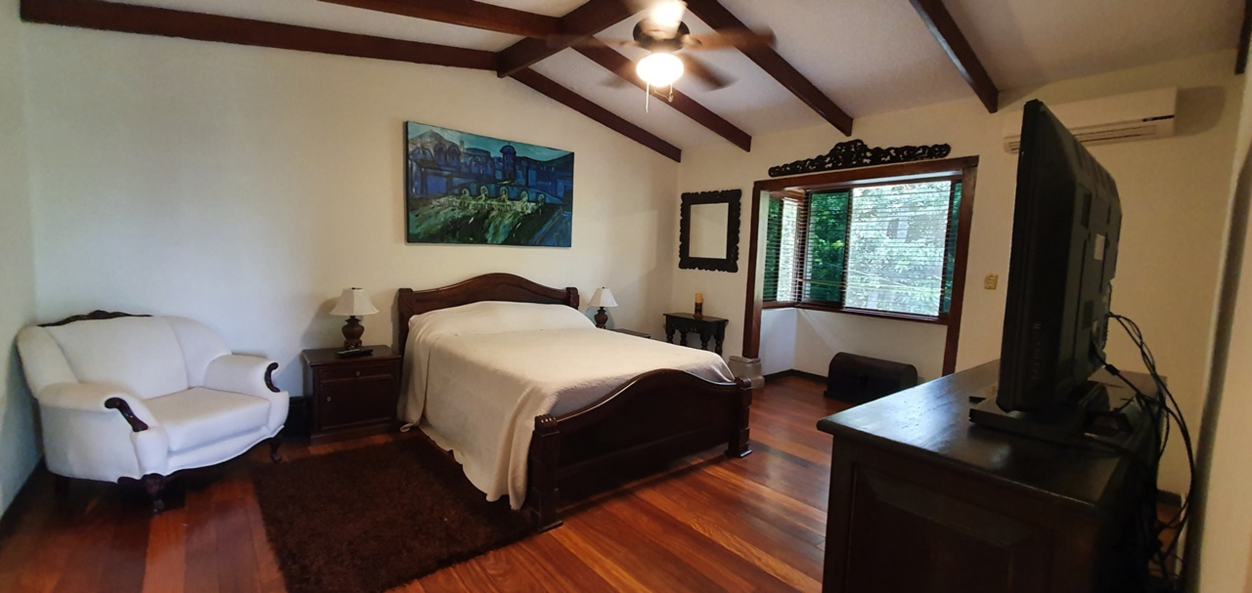 Immerse Yourself in Nature's Paradise: Private Estate in El Rodeo, Ciudad Colon