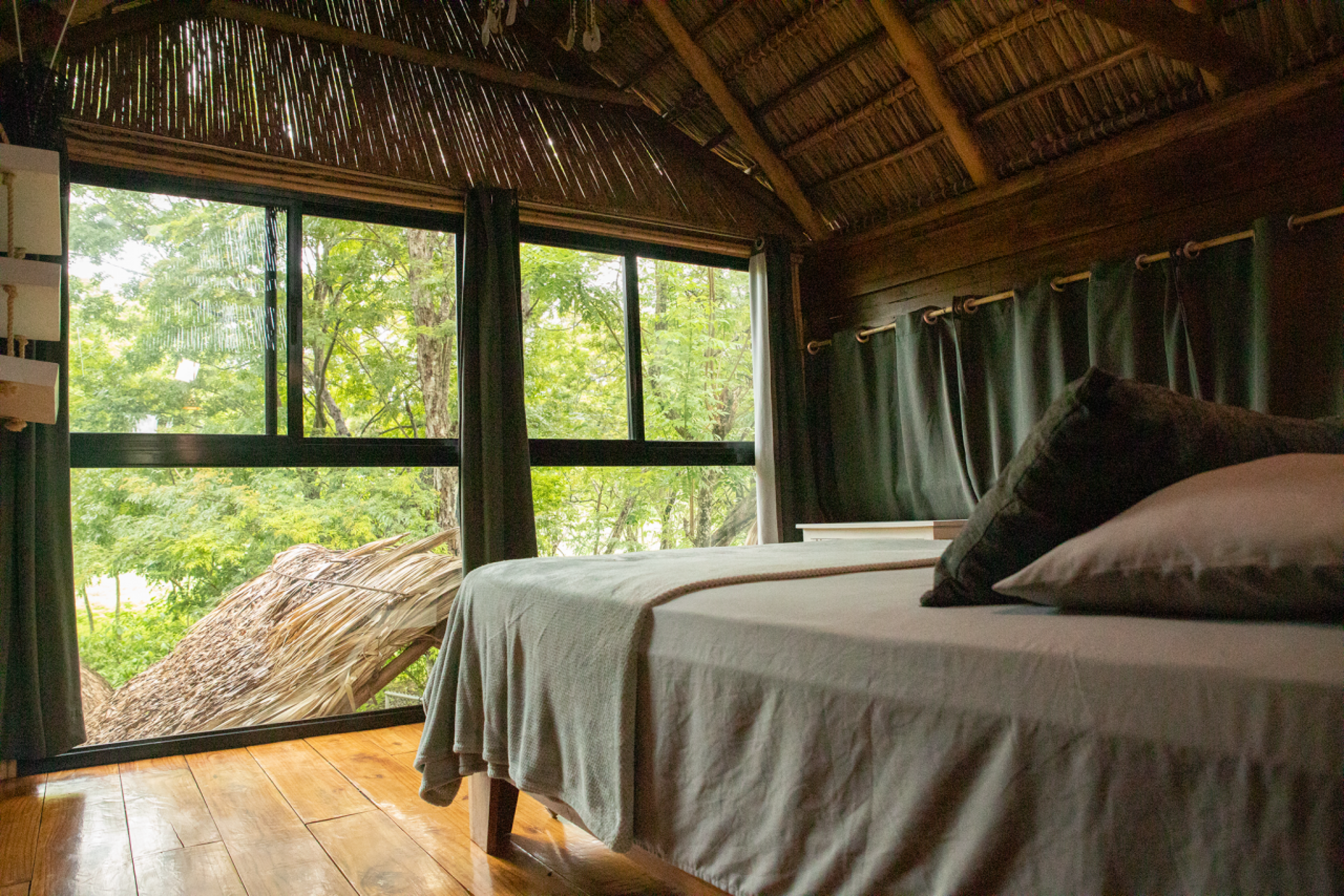 Luxurious Boutique Hotel for Sale: Potrero Beach Paradise, Guanacaste