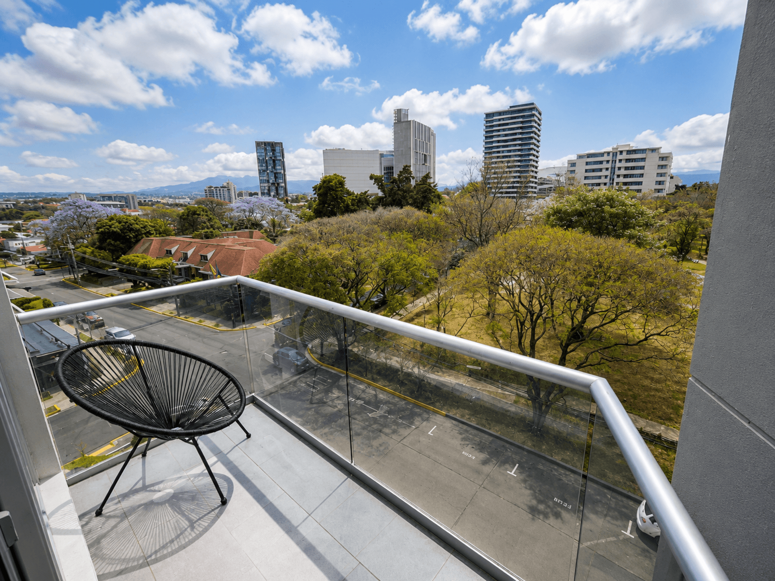 Modern Apartment for Sale or Rent in Nunciatura – Prime Urban Location in San José