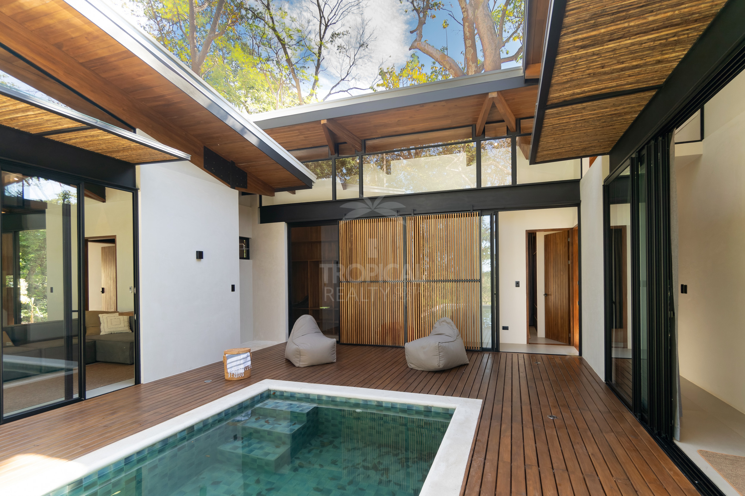 Luxury Ocean View Villa in Santa Teresa – 7,204 m² of Privacy & Nature