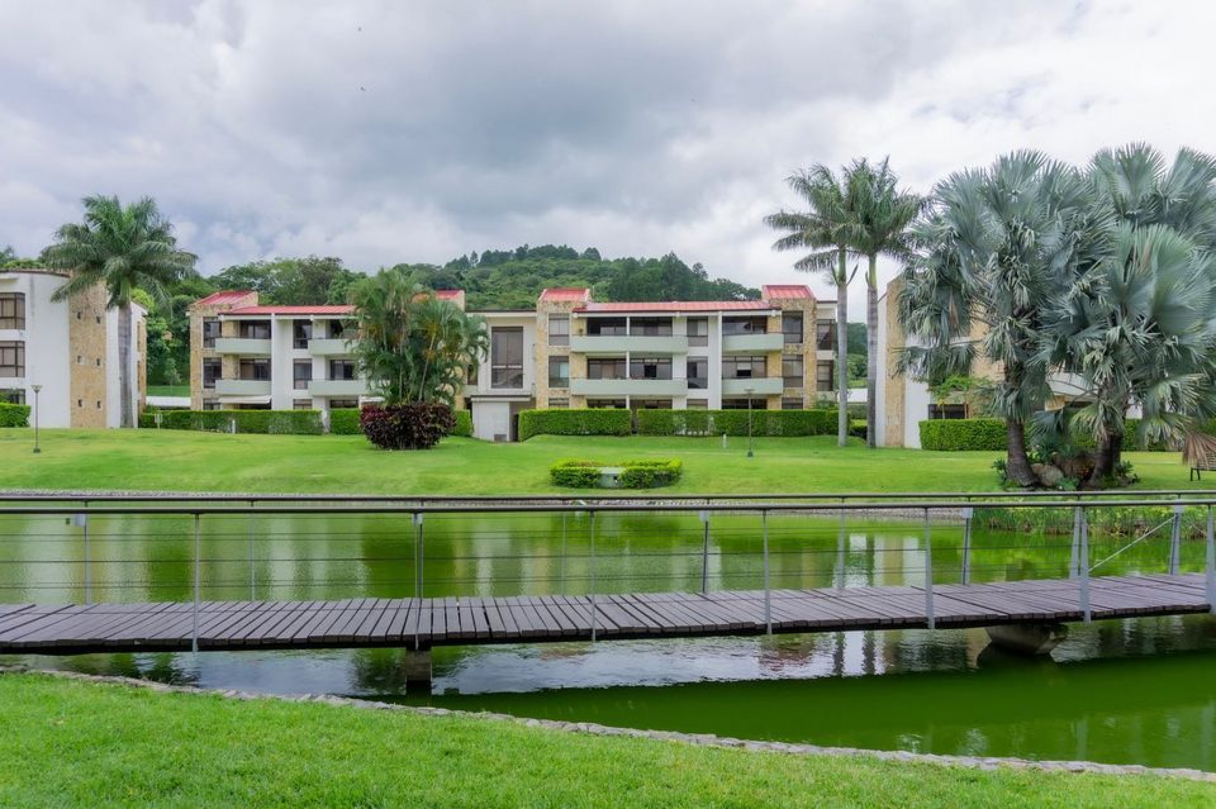 Apartment for Sale in Avalon Country - 2nd Floor with Mountain View