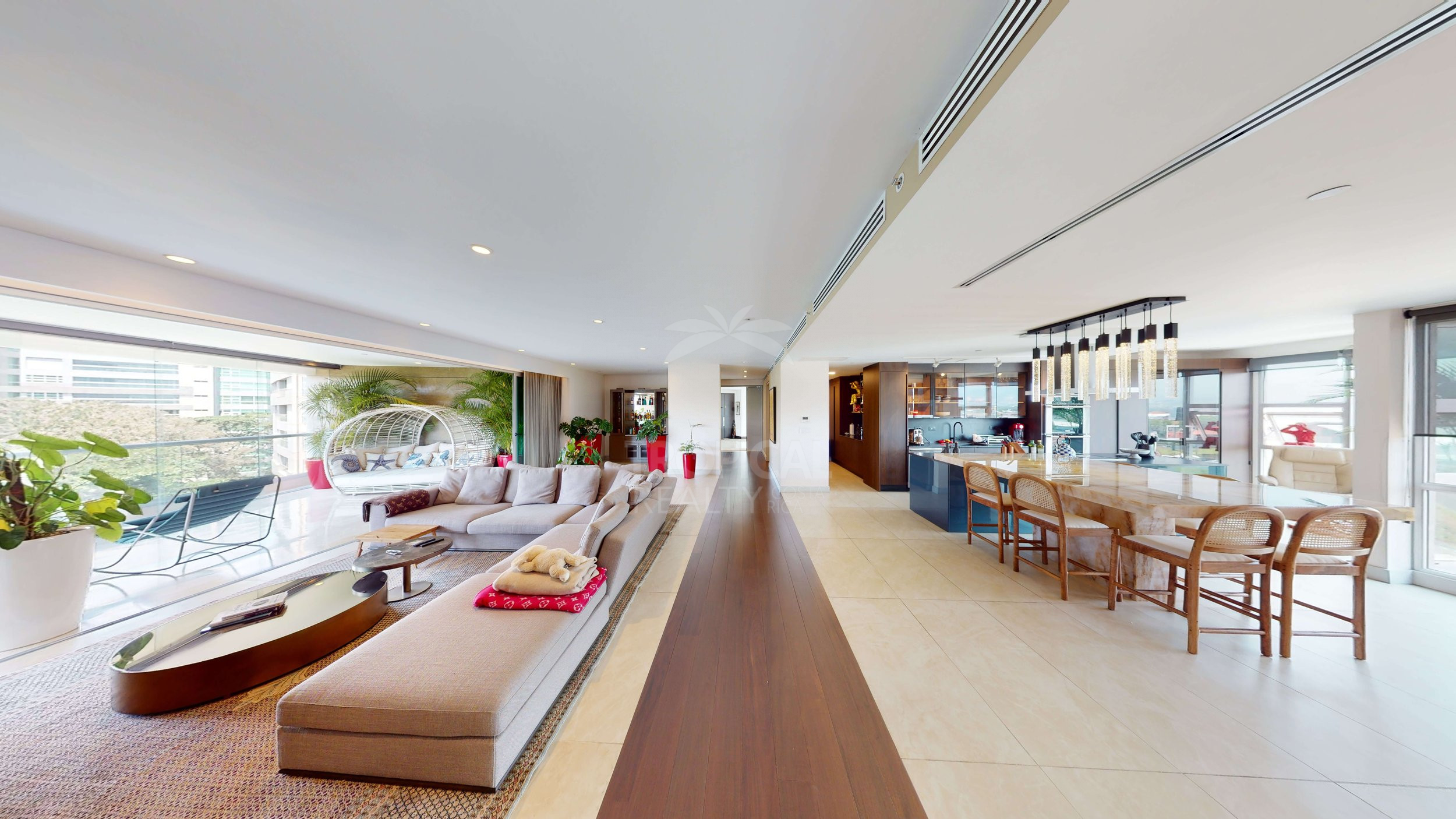Escazu, Central Park, Luxurious Apartment for sale