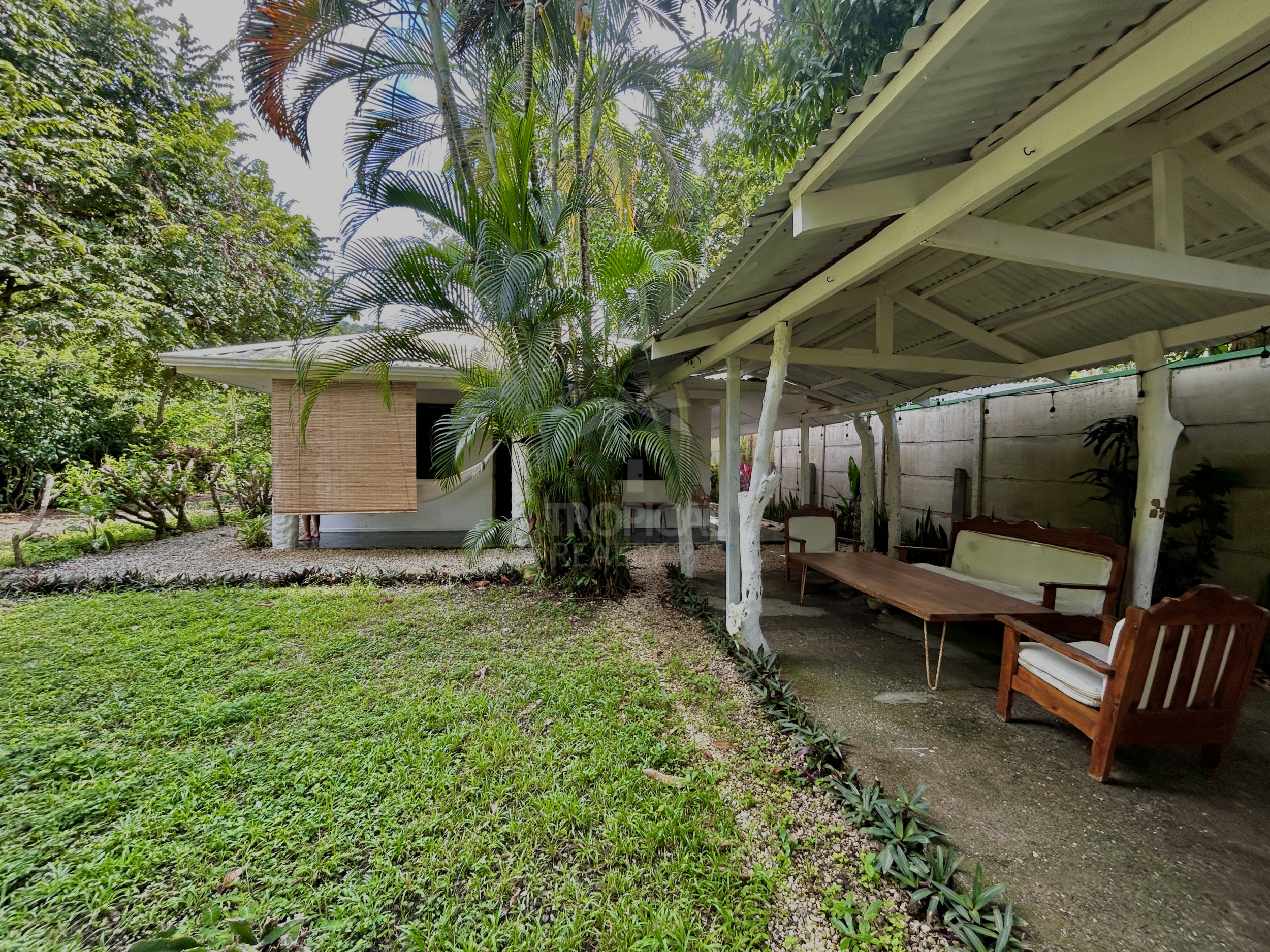 Long-Term Rental Home in Malpaís – Walking Distance to the Beach & 8 Minutes from Santa Teresa
