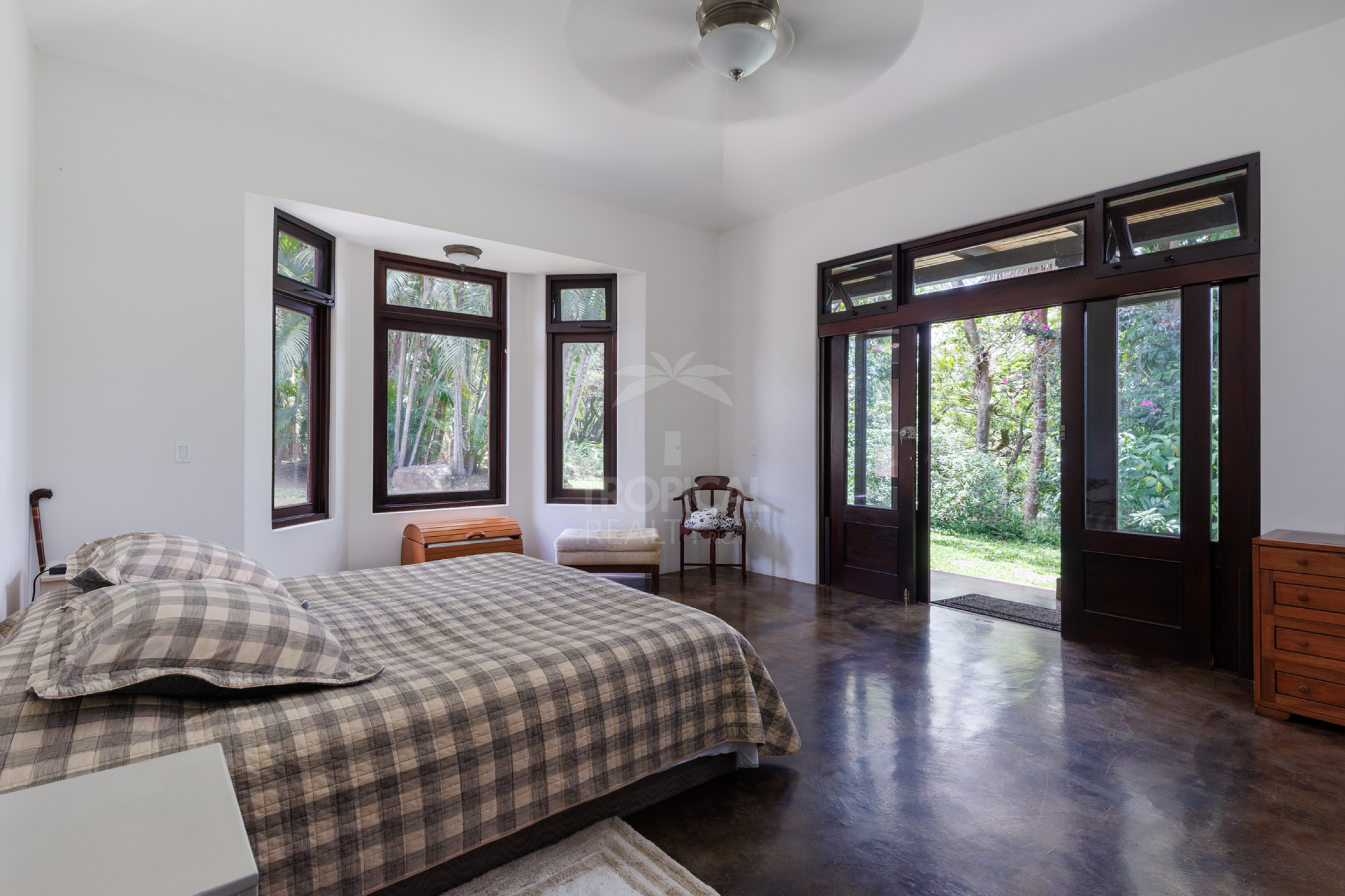 The Country Retreat You Dreamed Of LUXURY PRIVATE ESTATE