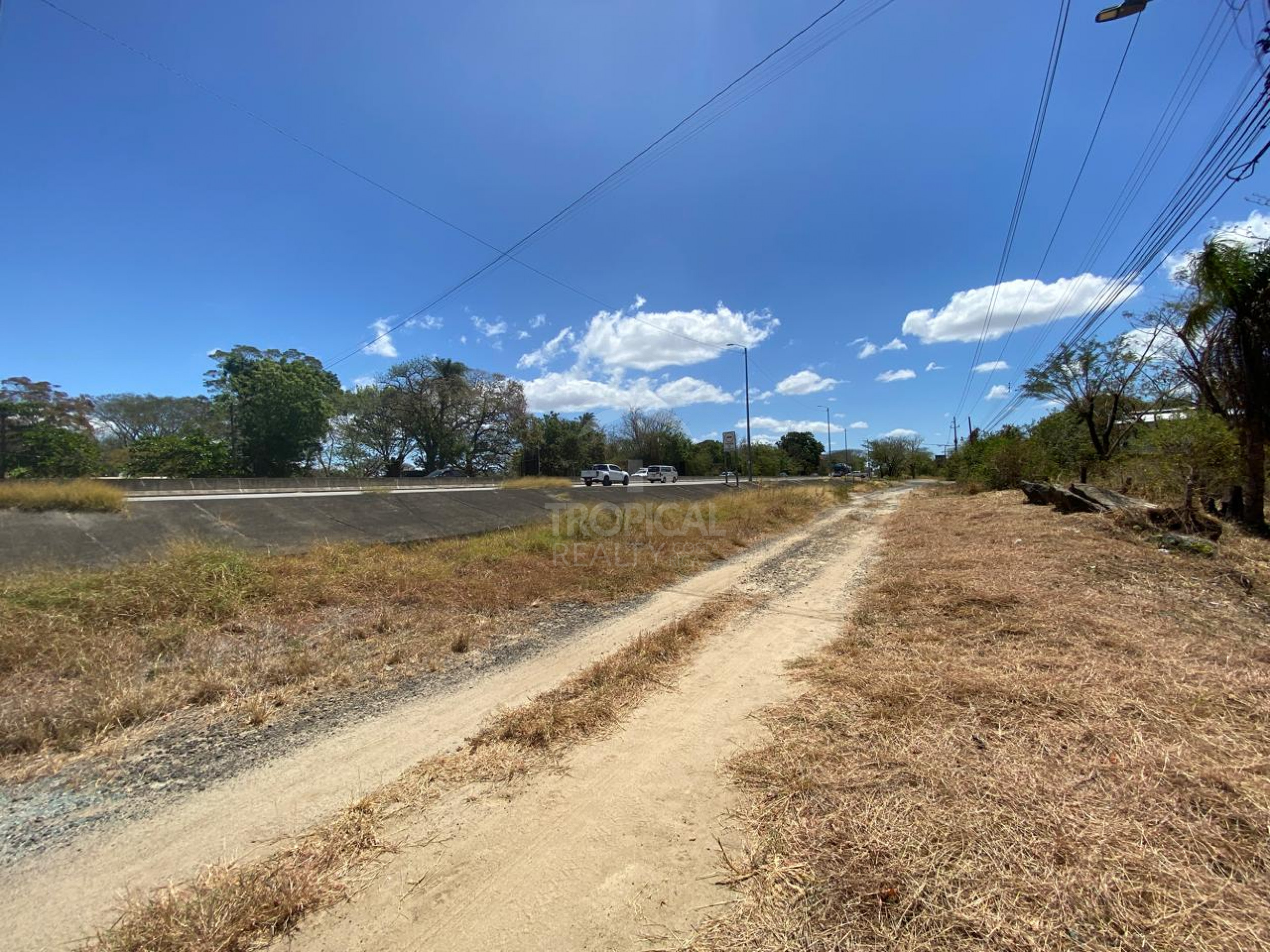 Commercial Lot for Sale in Liberia – Fronting the Interamericana Highway