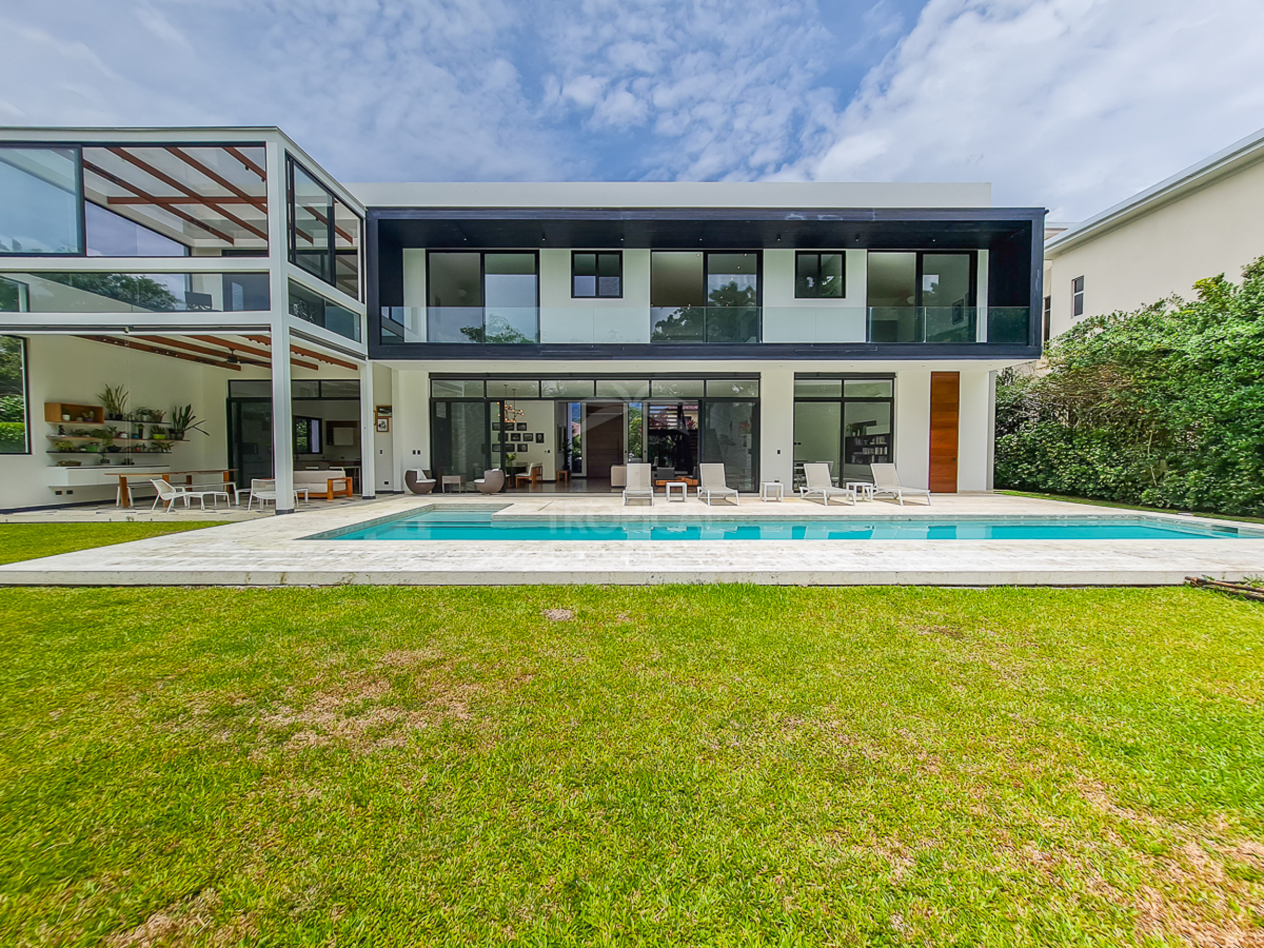 House for sale Valle Del Sol, Santa Ana