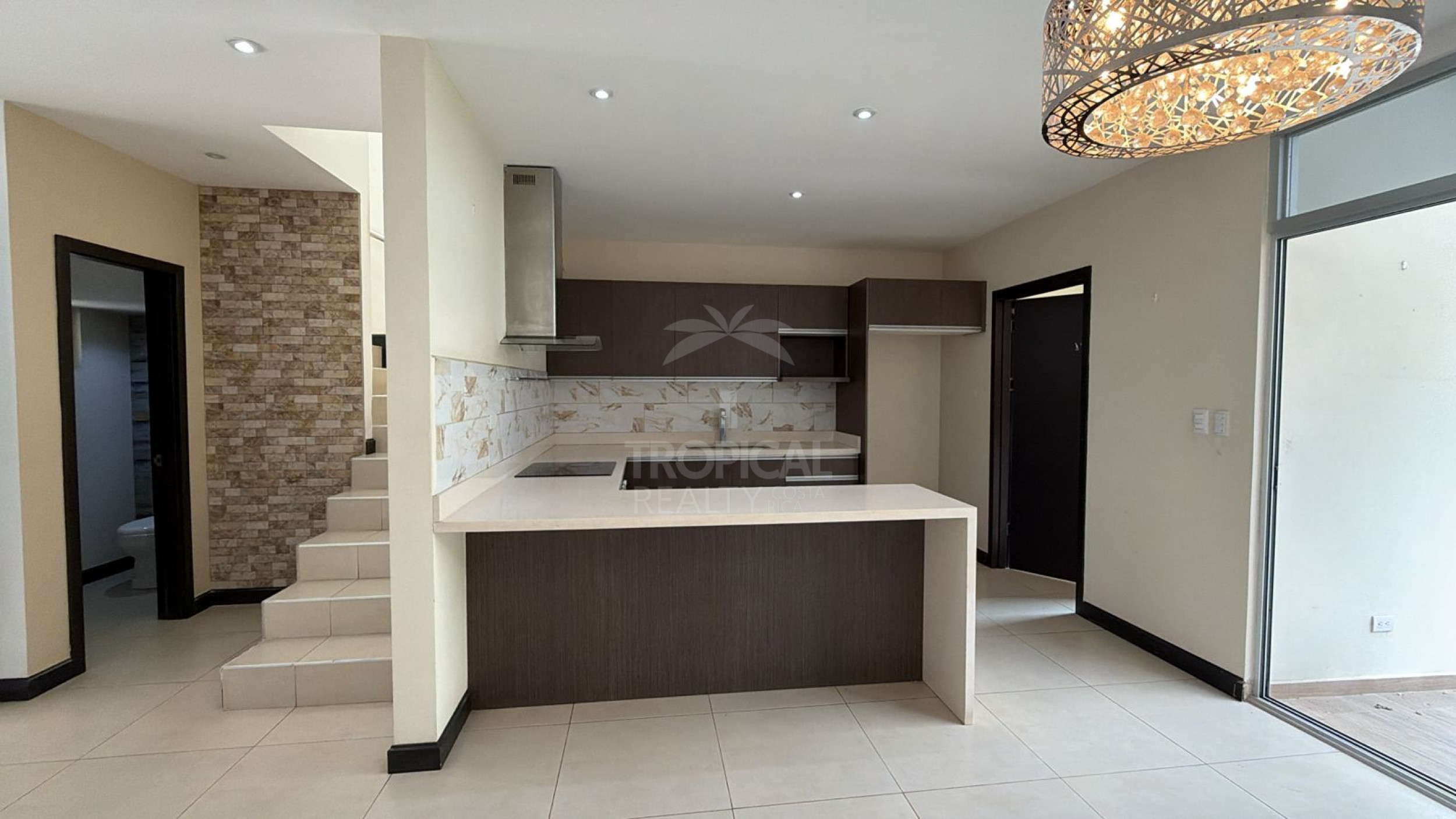 Contemporary Townhome for Sale in Pozos de Santa Ana – Comfort, Location & Great Value