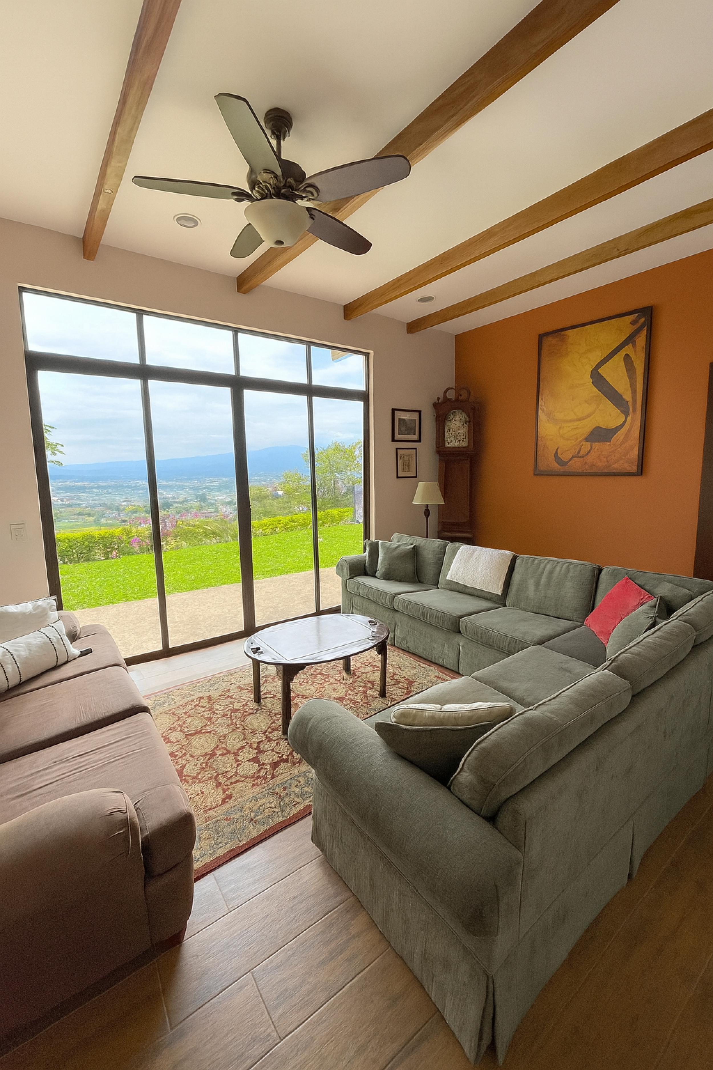 Stunning Home with Pool, Guest Apartments and Panoramic Views in Escazú | ISOLD