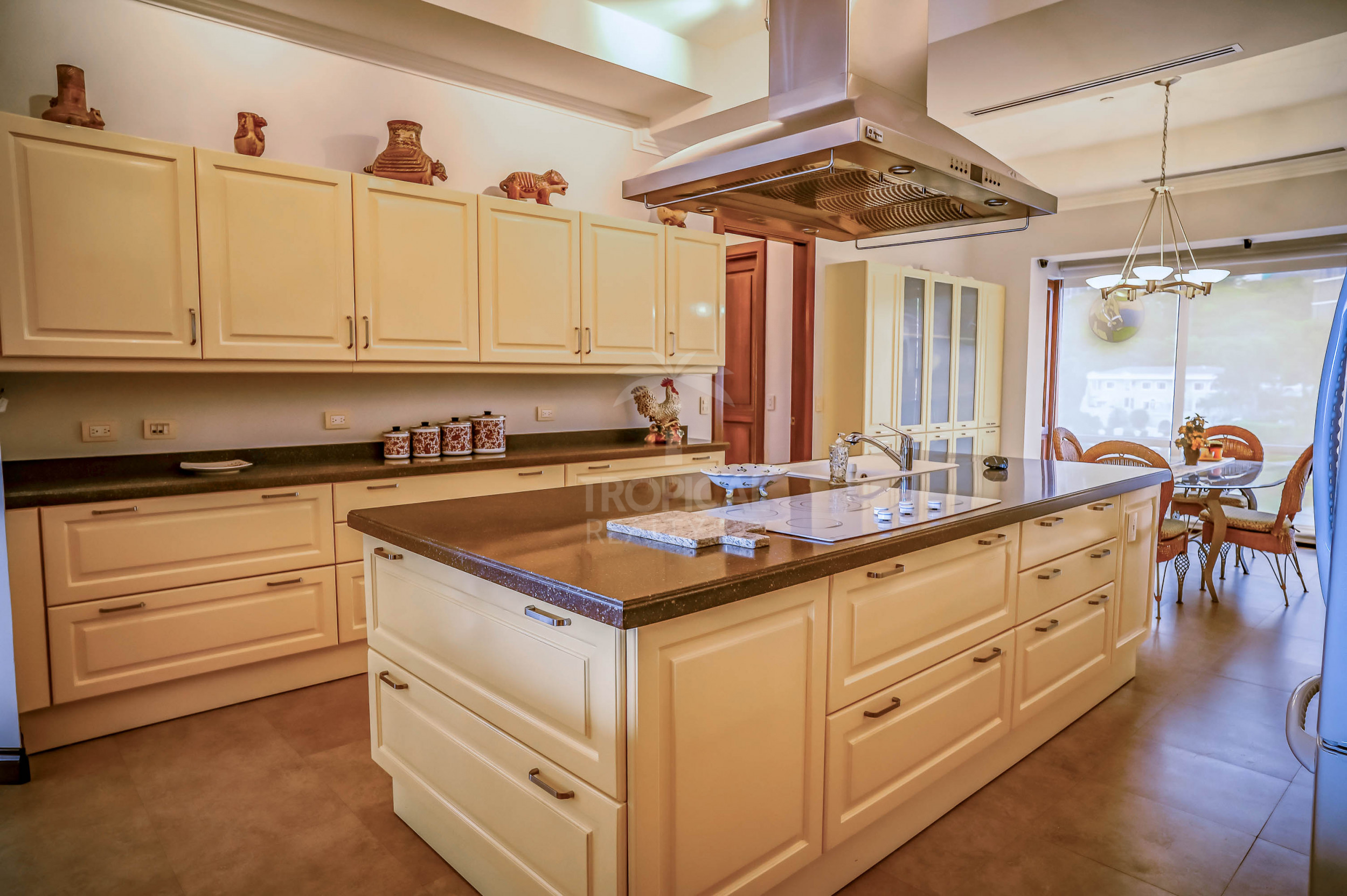 Luxury Apartment with Stunning Views – Valle del Tamarindo, Escazú