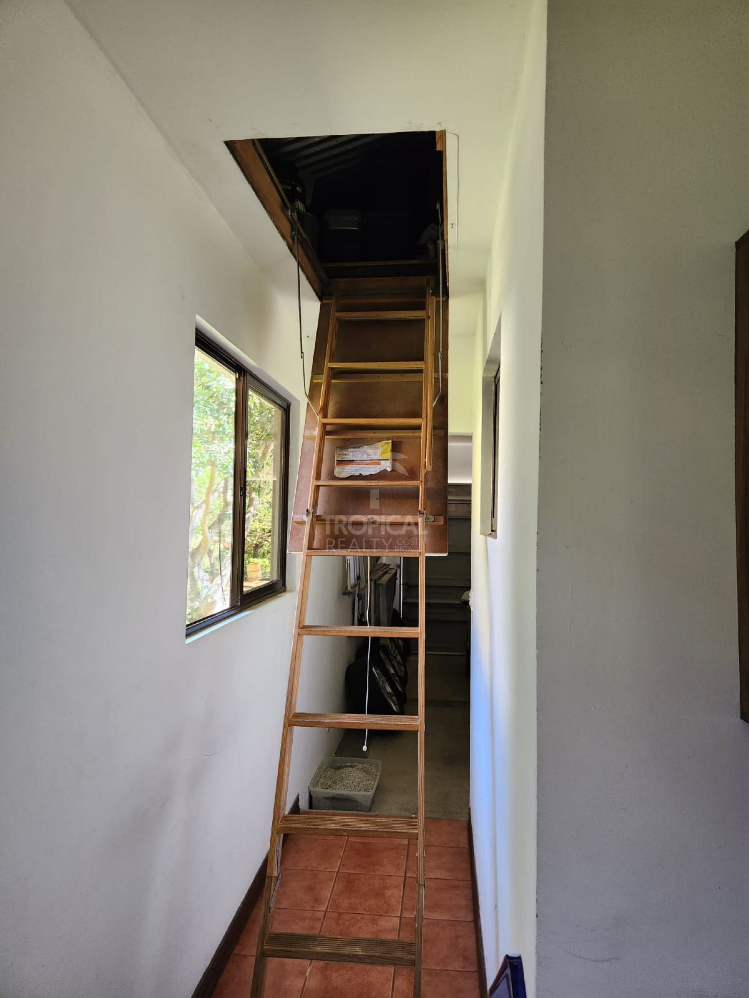 Single-Story Home for Sale in Bosque Dorado Condominium, Santa Ana – SOLD