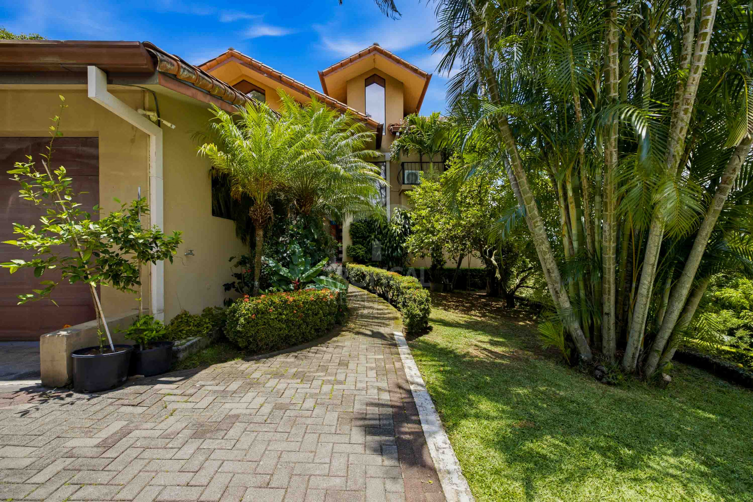 Valley View Luxury Home — Gated-Community Living in Santa Ana, Costa Rica