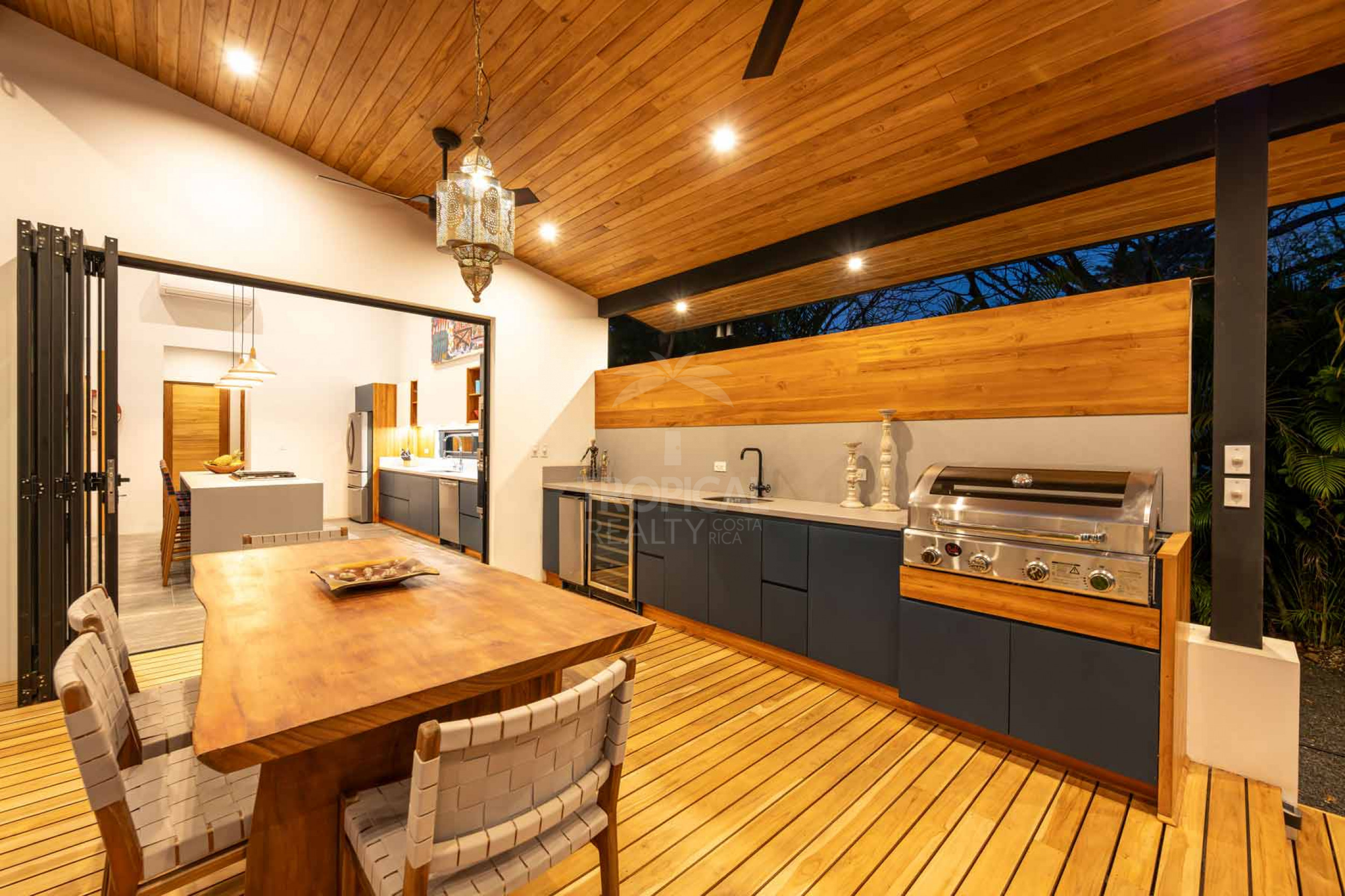 Luxury Beach Walk Villa for Sale in Hacienda Pinilla – Contemporary Tropical Design & Ultimate Privacy