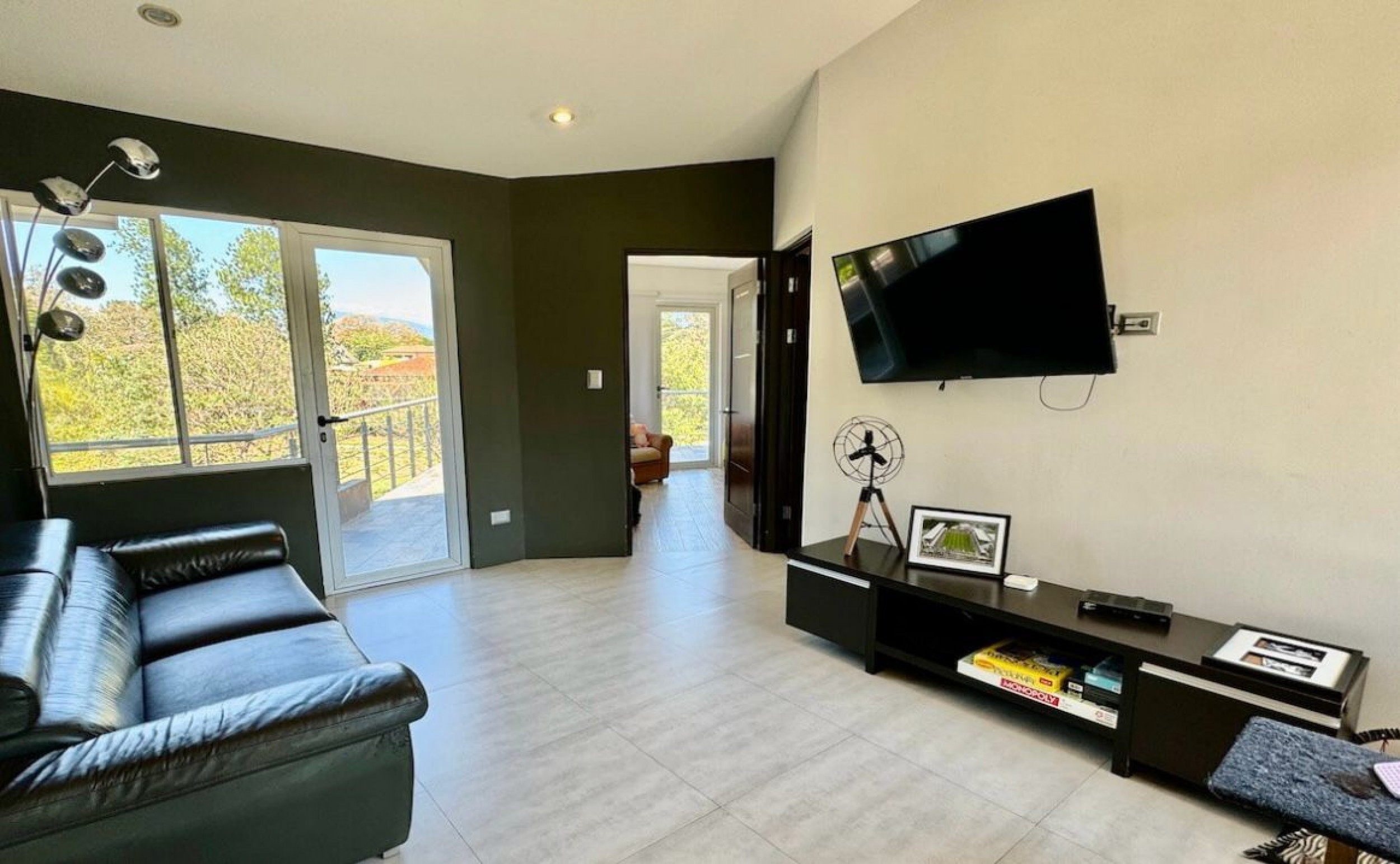 Charming two-story residence in Los Reyes La Guacima SOLD