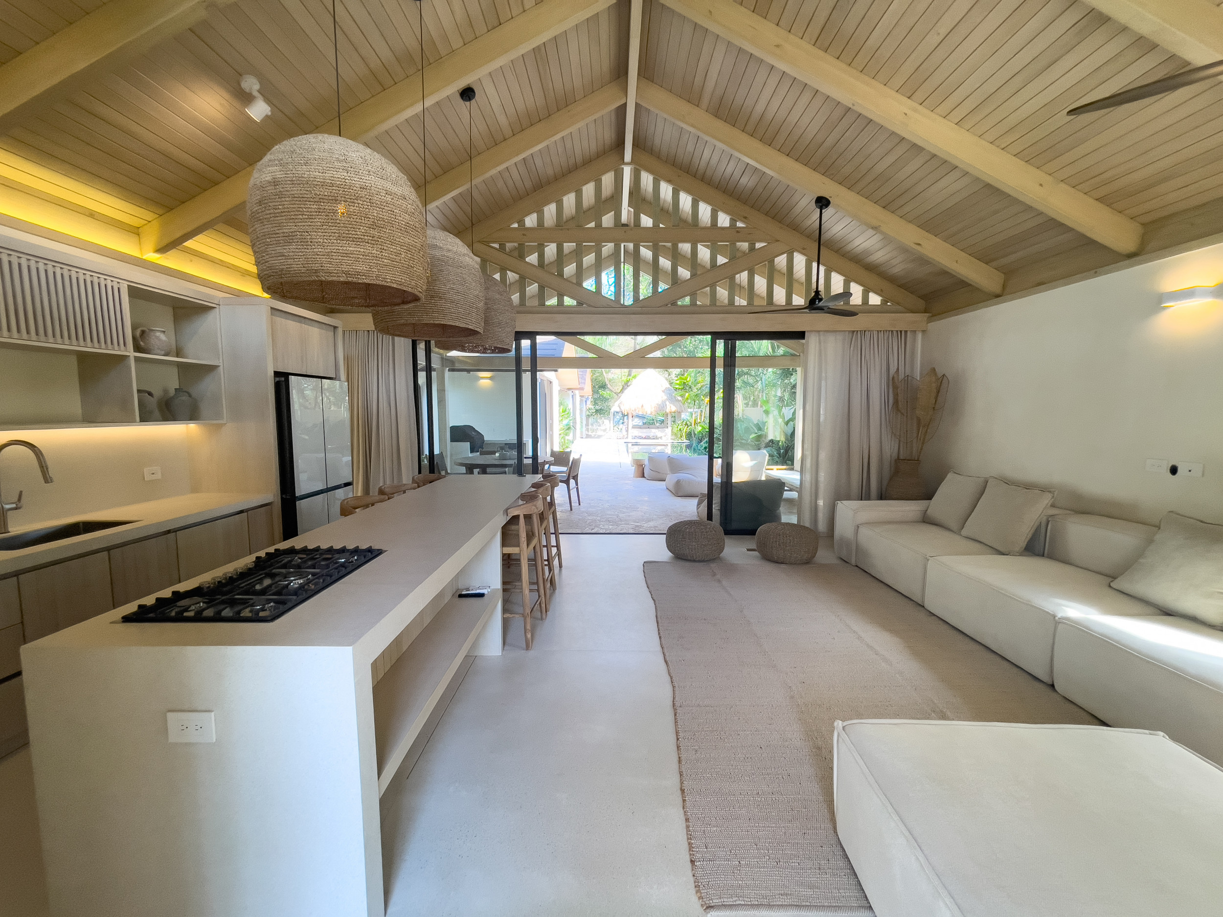 Luxury Beachfront Property in Santa Teresa - Steps from the Beach