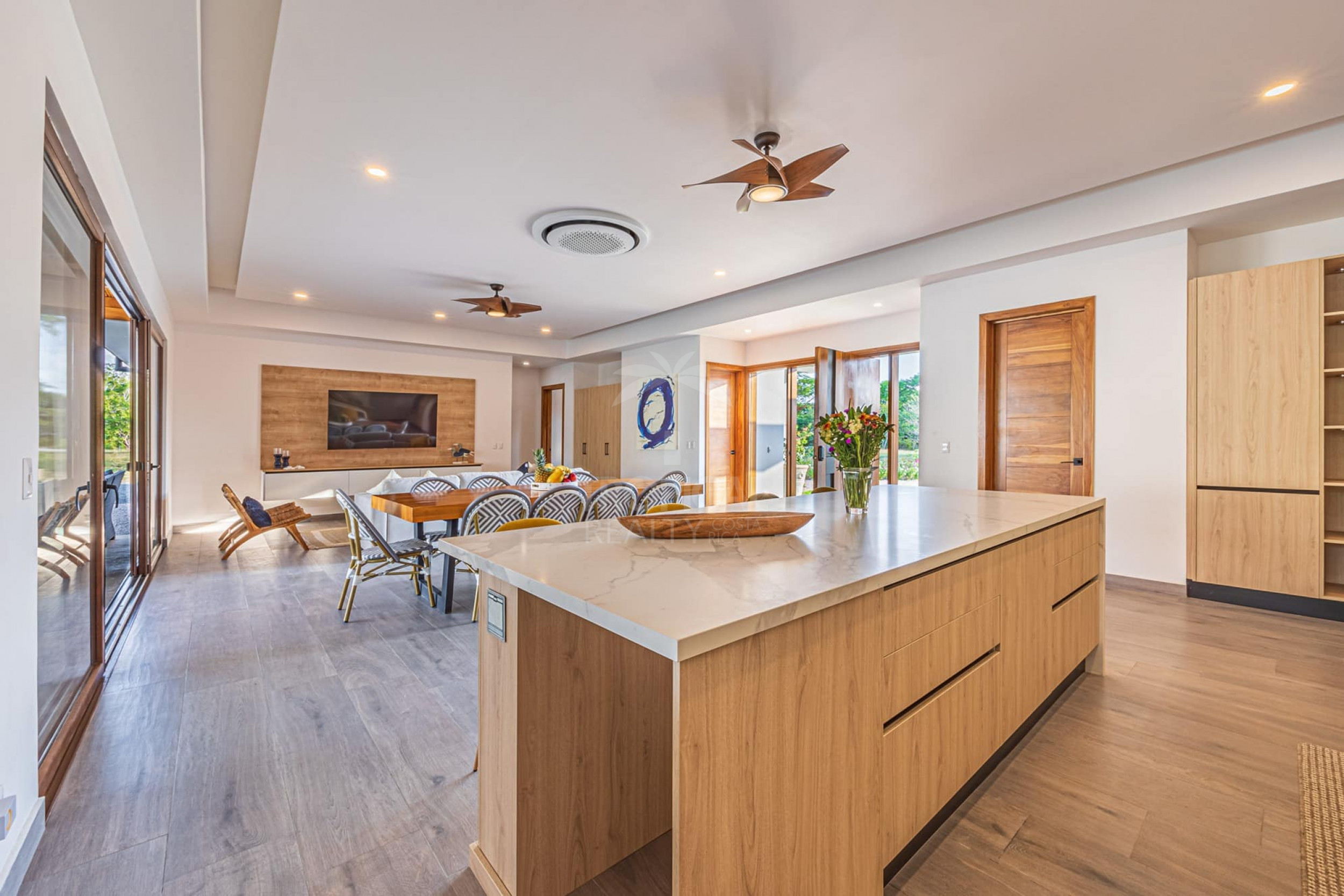 Luxury Villa in Hacienda Pinilla – Guest House, Private Pool & Resort-Style Living