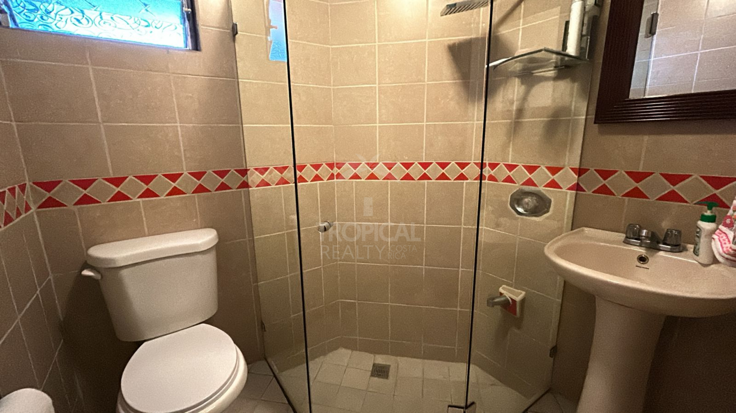 For Sale: House with Mixed Land Use in Granadilla – Large Lot with Development Potential | $819,000
