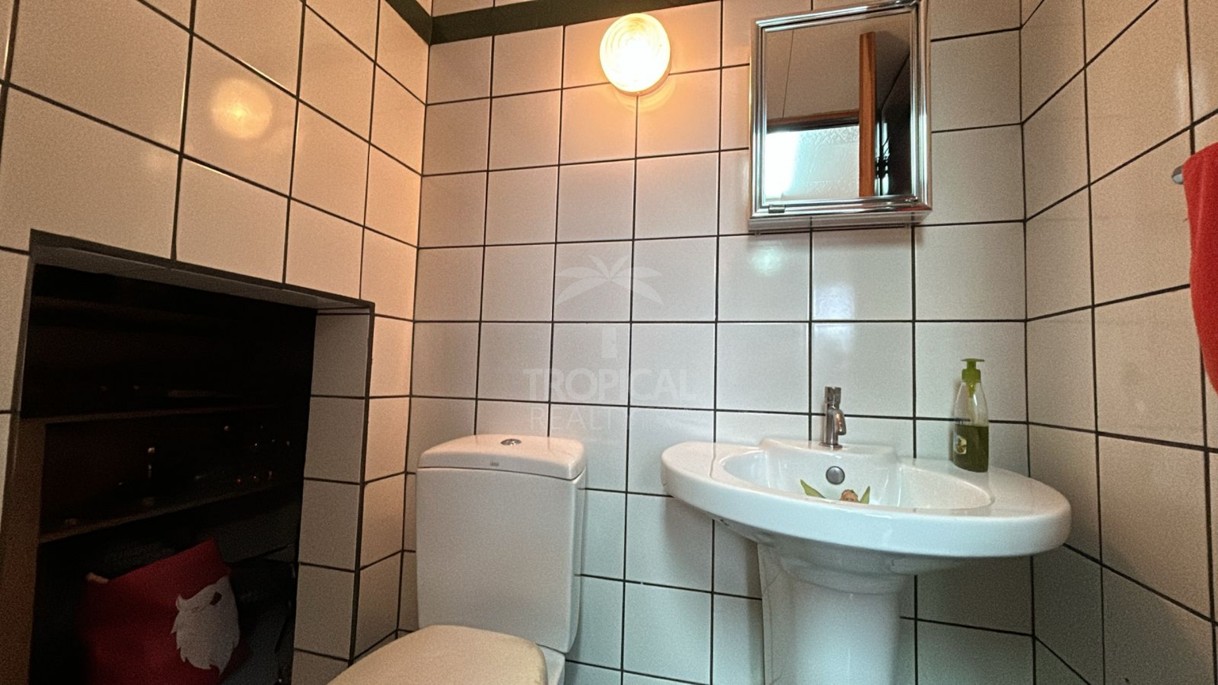 For Sale: House with Mixed Land Use in Granadilla – Large Lot with Development Potential | $819,000