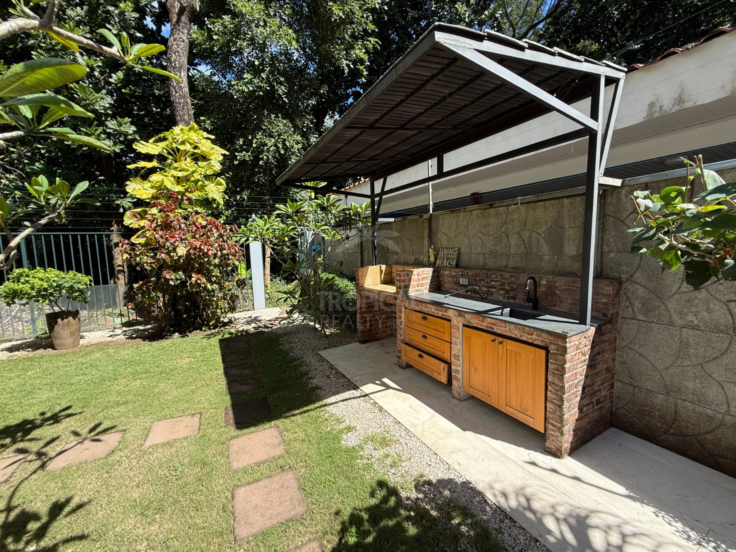 Modern 3-Bedroom Loft for Sale in Playa Potrero | Sold