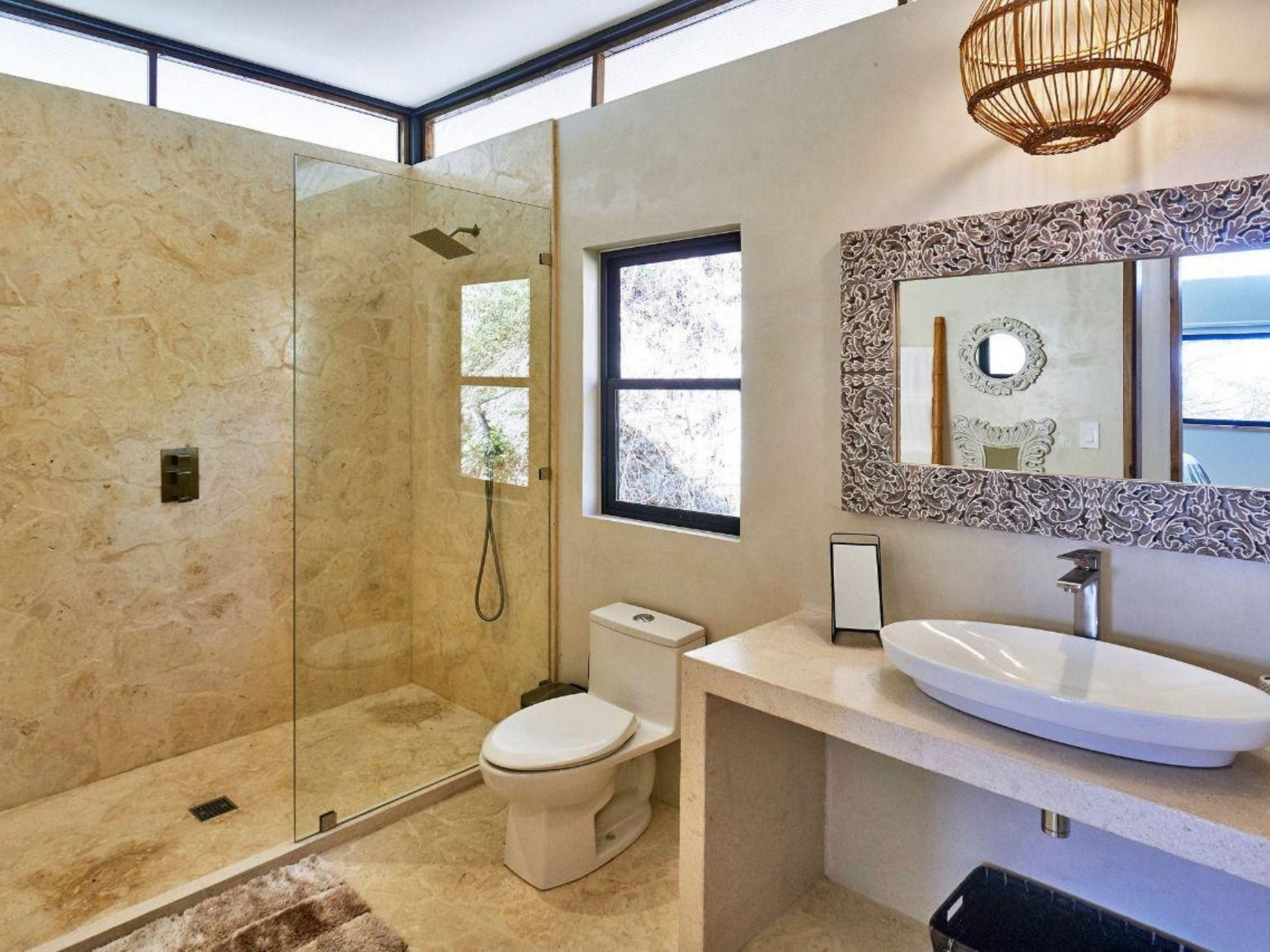 Luxury Oceanview Home in Santa Teresa - USD $1,500,000