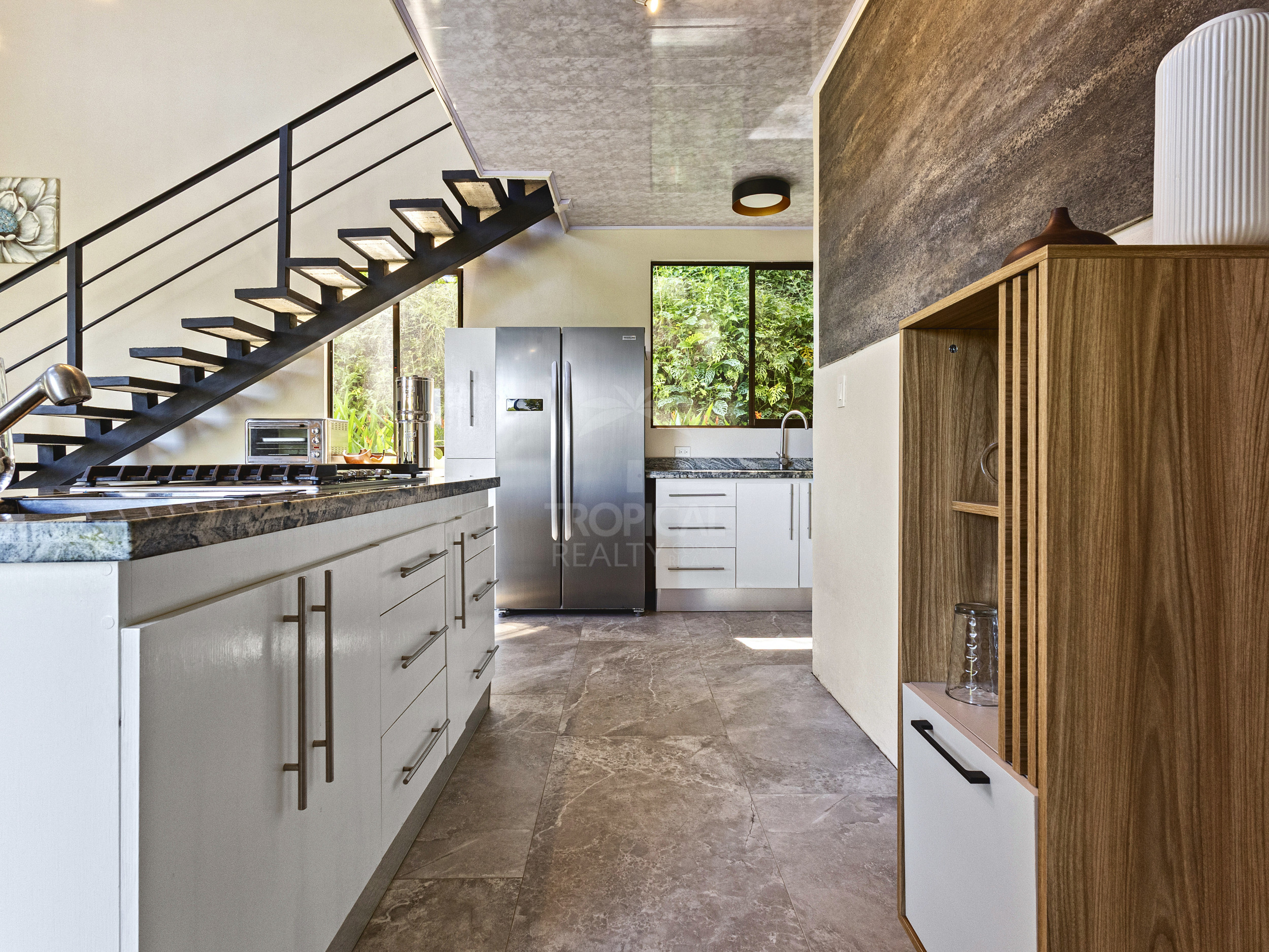 Finca Tropical Estate — Two Homes, an Organic Food Forest and Sunset Views in Ciudad Colón