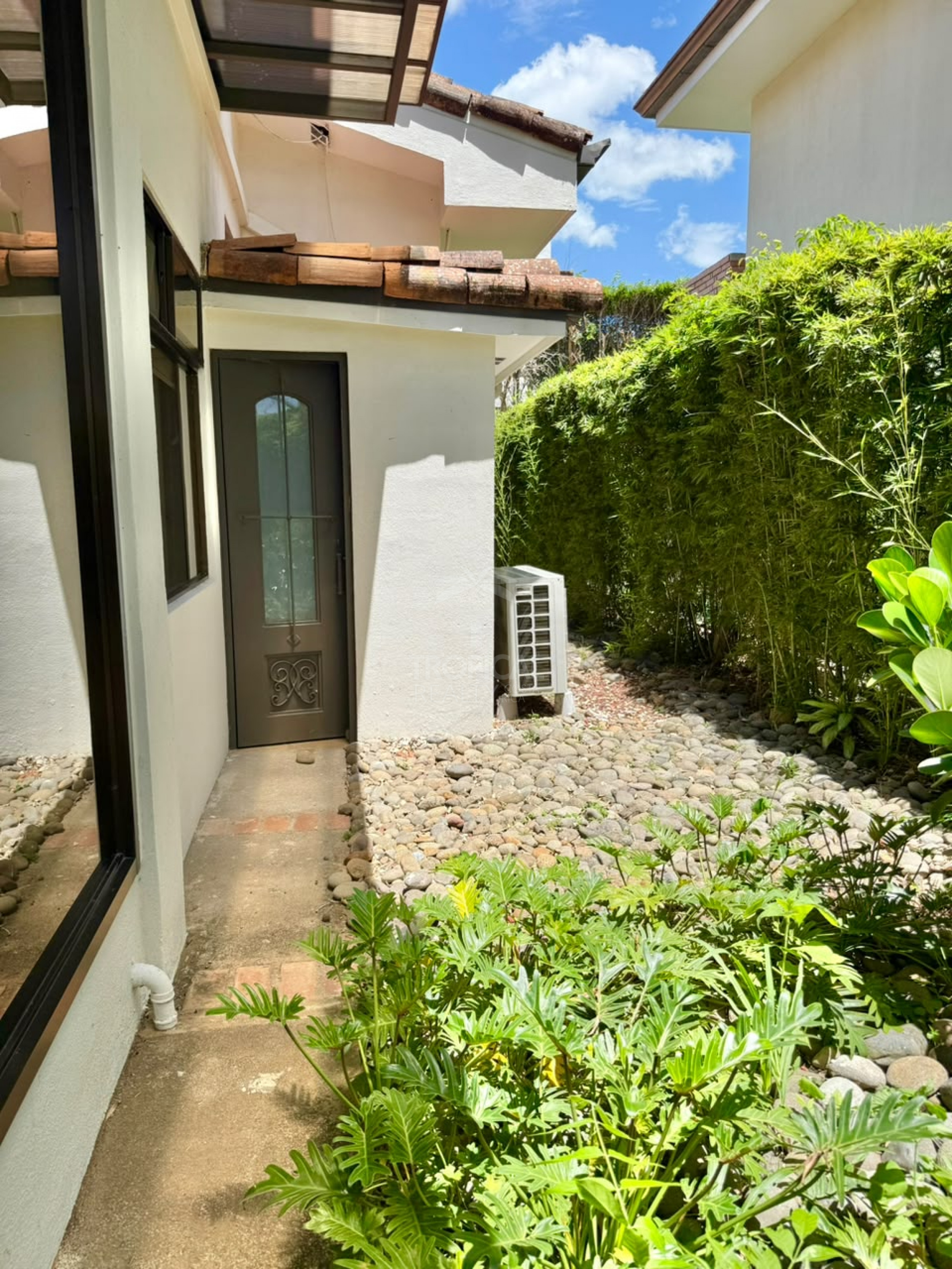 Modern Home in Condominium, Río Oro, Santa Ana | For Sale or Rent