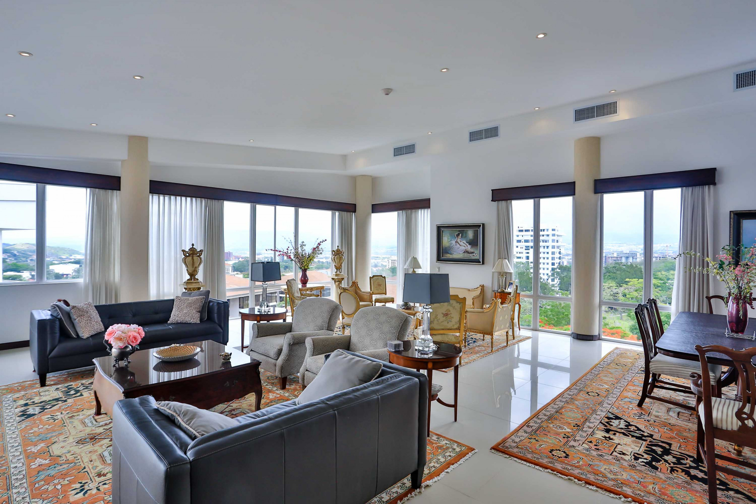 Penthouse for Sale in Escazú, Torres del Country SOLD