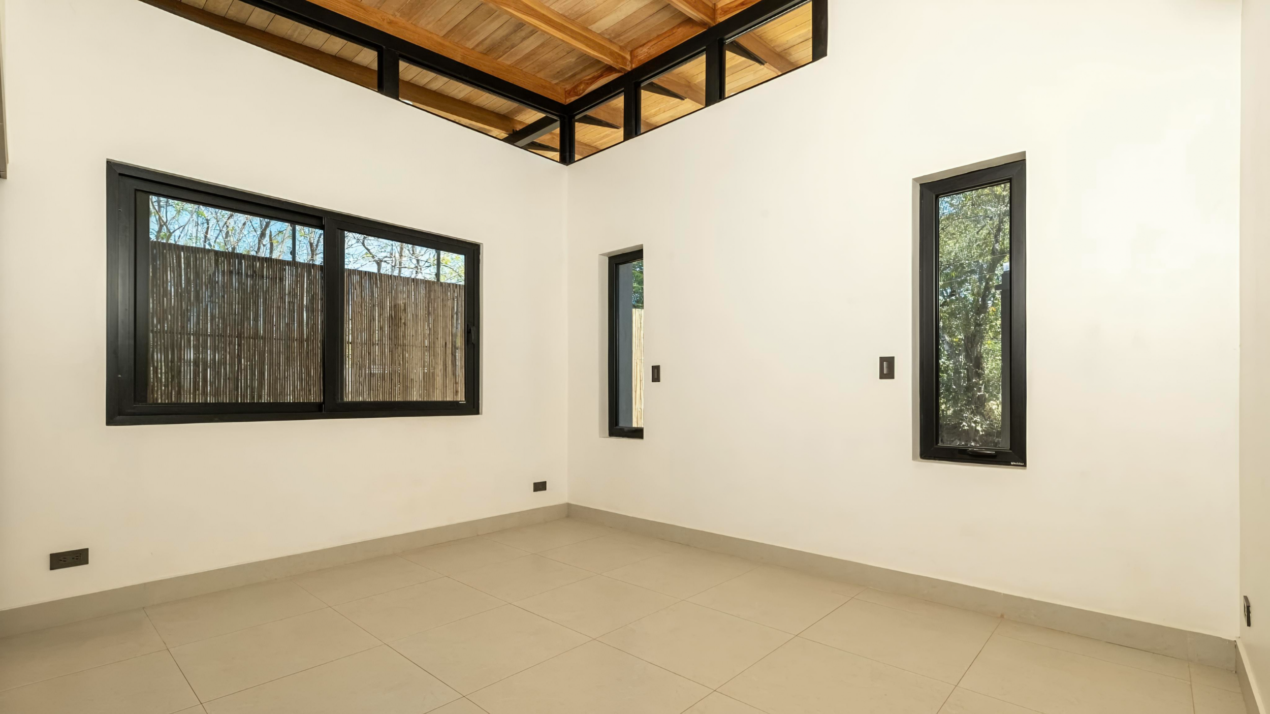 Single-Story Home for Sale in Huacas, Near Tamarindo, Costa Rica