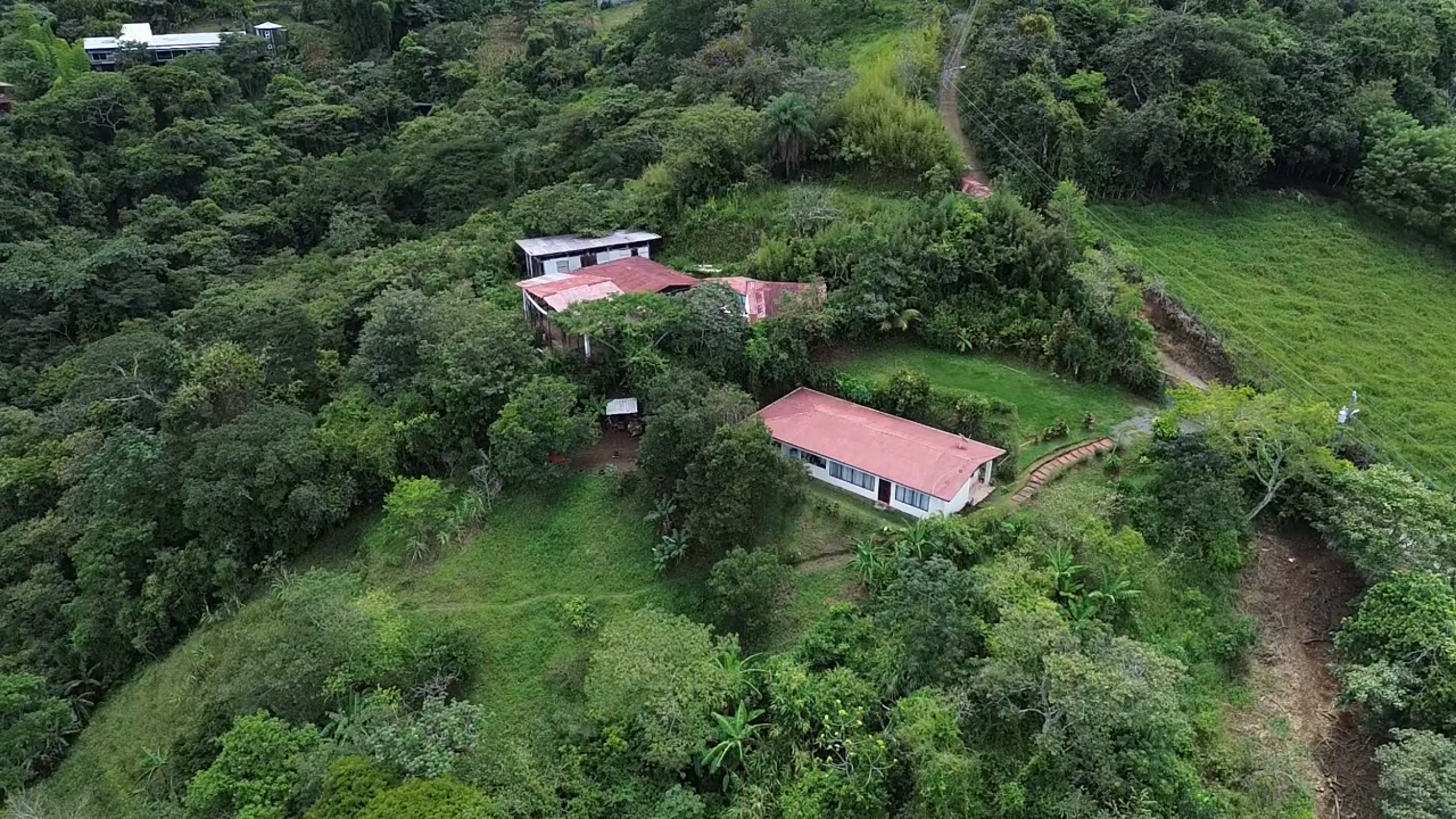 Casa con Amplio Terreno y Espectaculares Vistas Panorámicas en Ciudad Colón