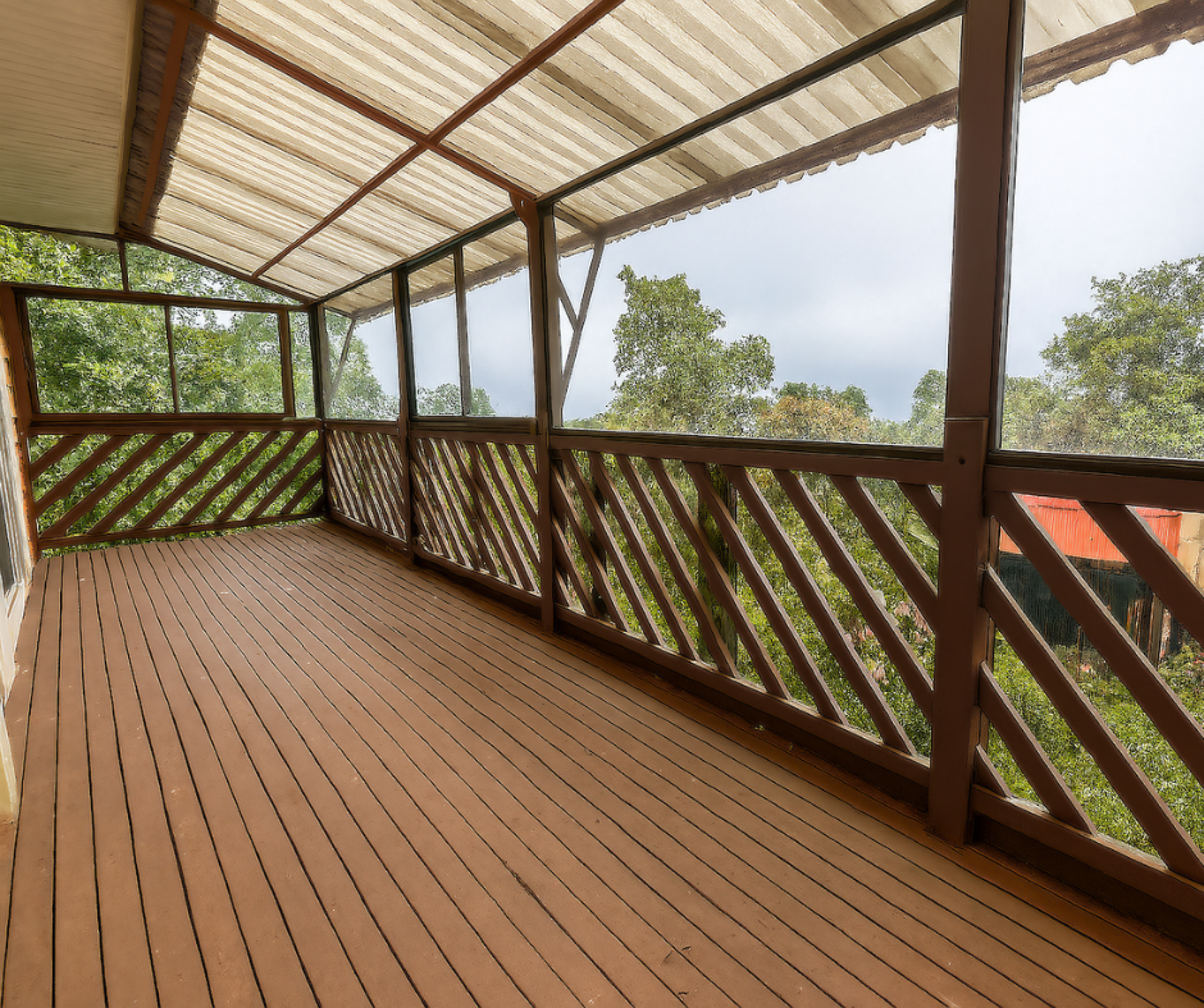 Rustic House for Sale with Views and Creeks – Monserrat de Coronado |SOLD