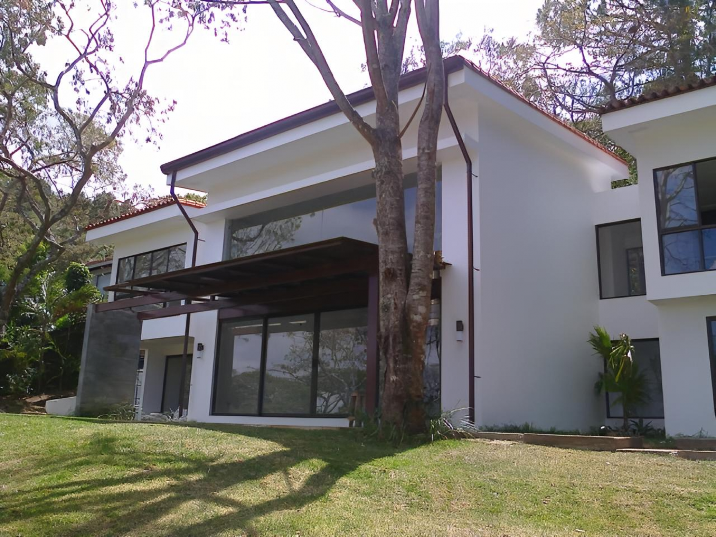 For rent exclusive Mountain Home in a High-End Community – Santa Ana