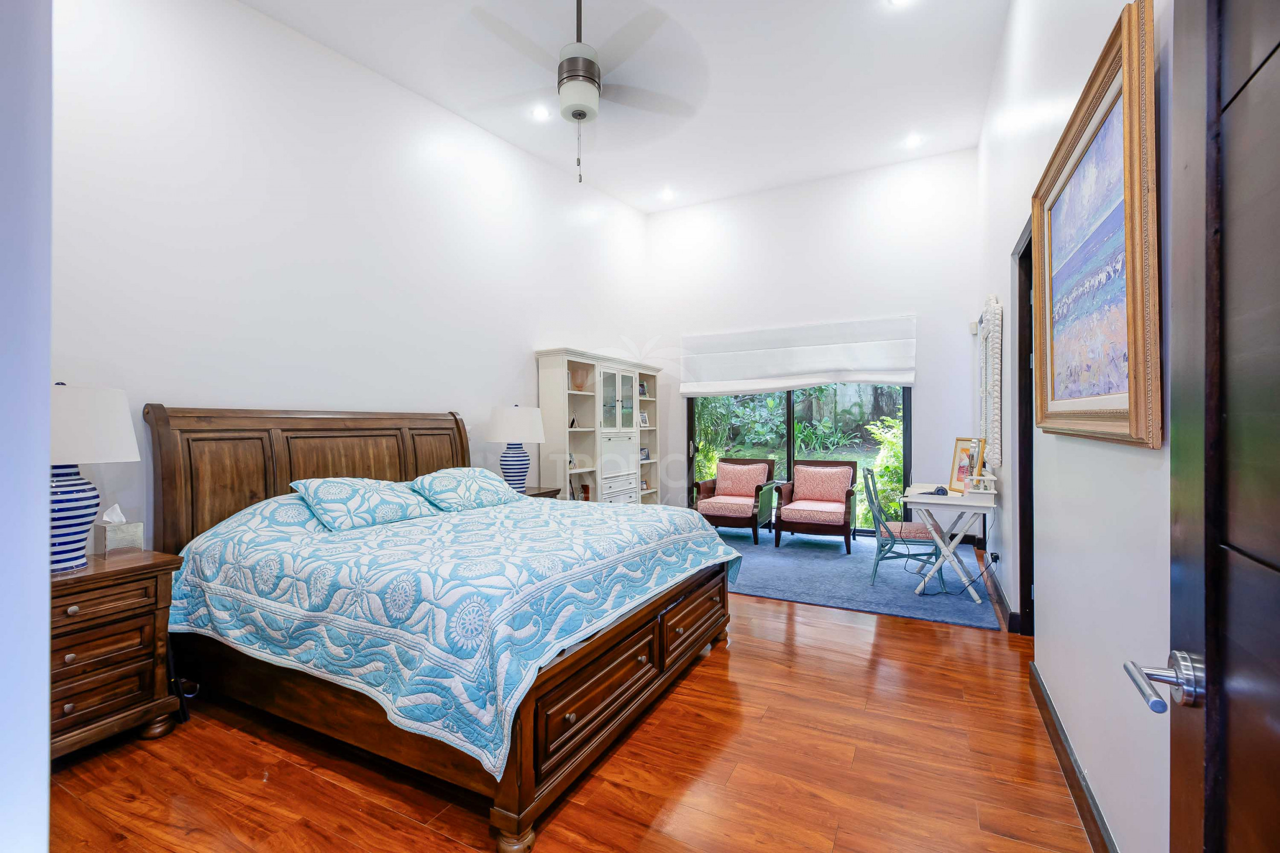 Casa Bougainvillea – Single-Story Luxury Home in Santa Ana with Expansive Private Garden