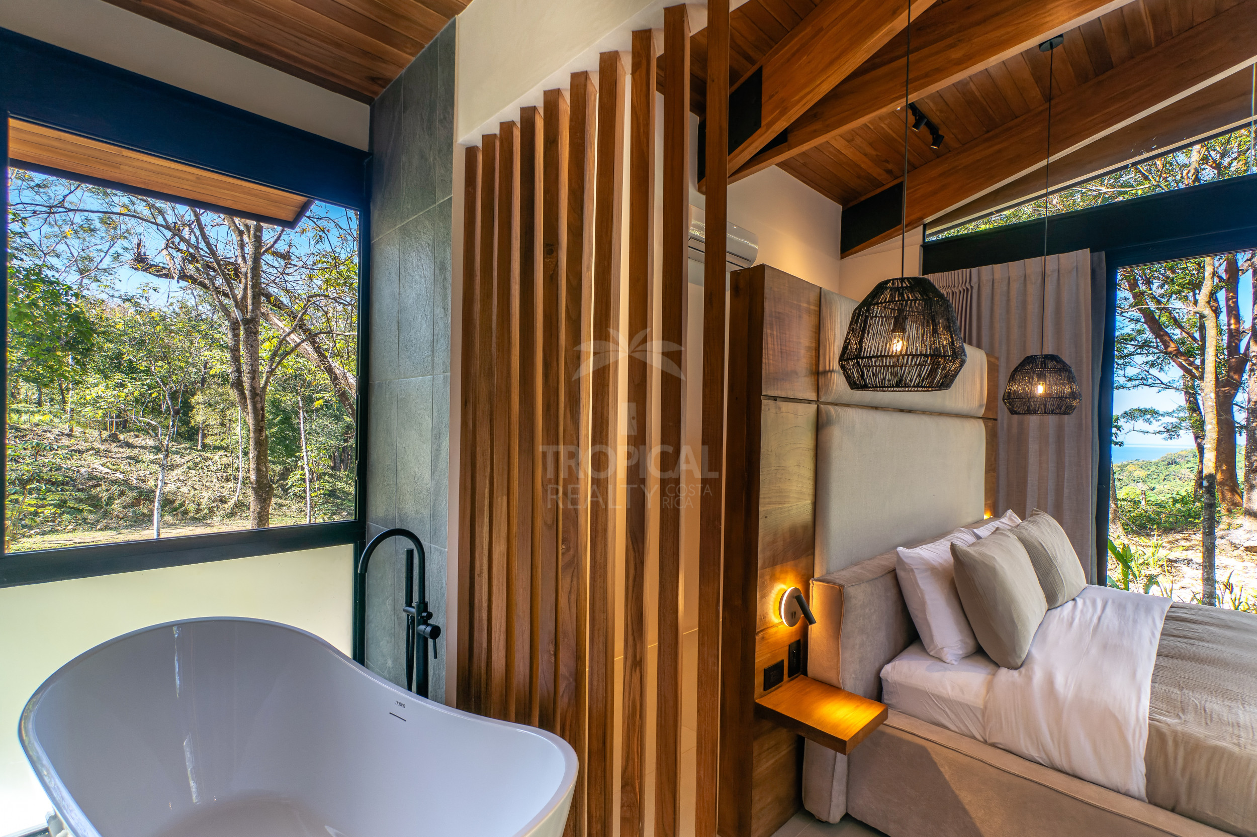 Luxury Ocean View Villa in Santa Teresa – 7,204 m² of Privacy & Nature