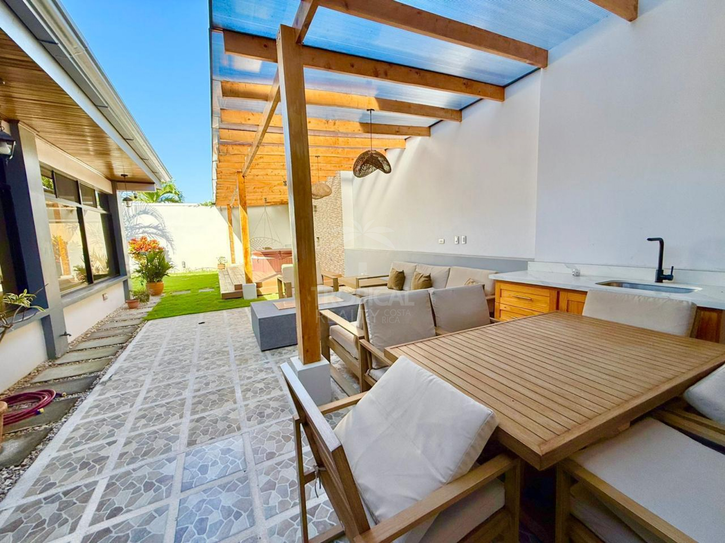 Independent Home for Sale  – Los Laureles, Escazú